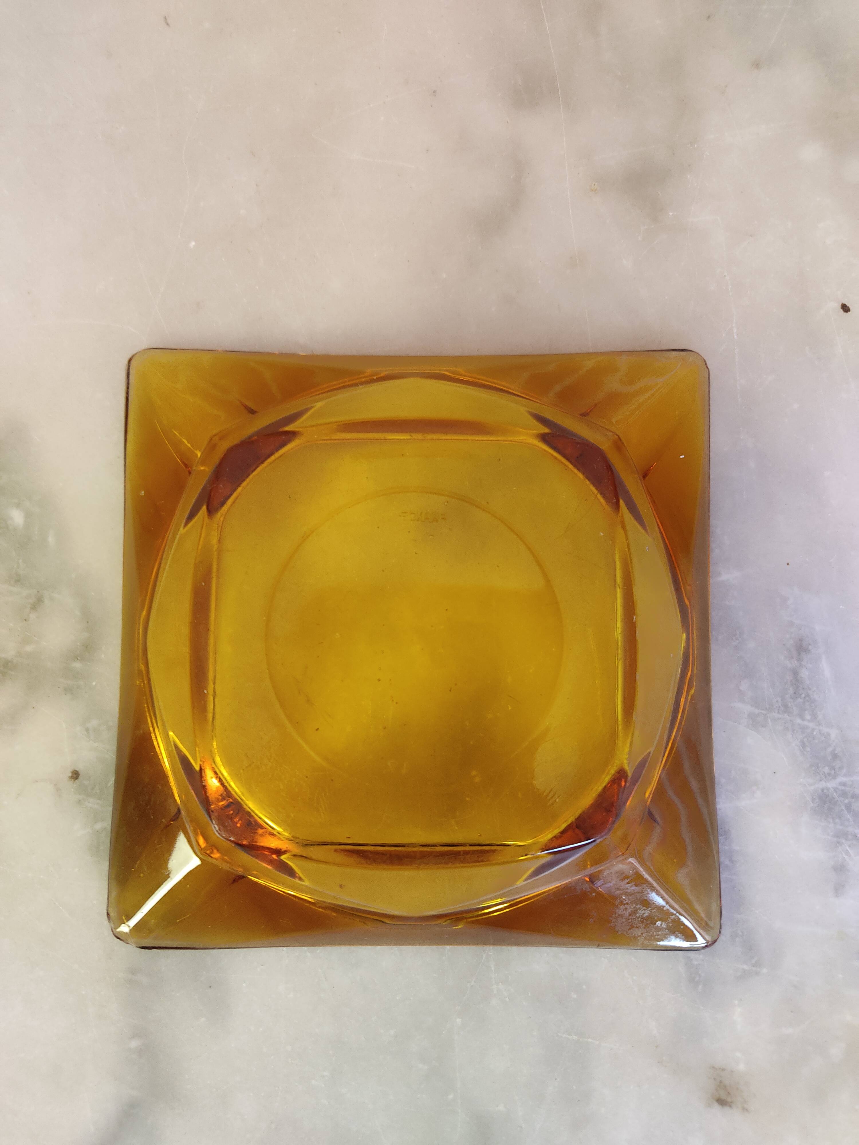 Cendrier ambre des années 60