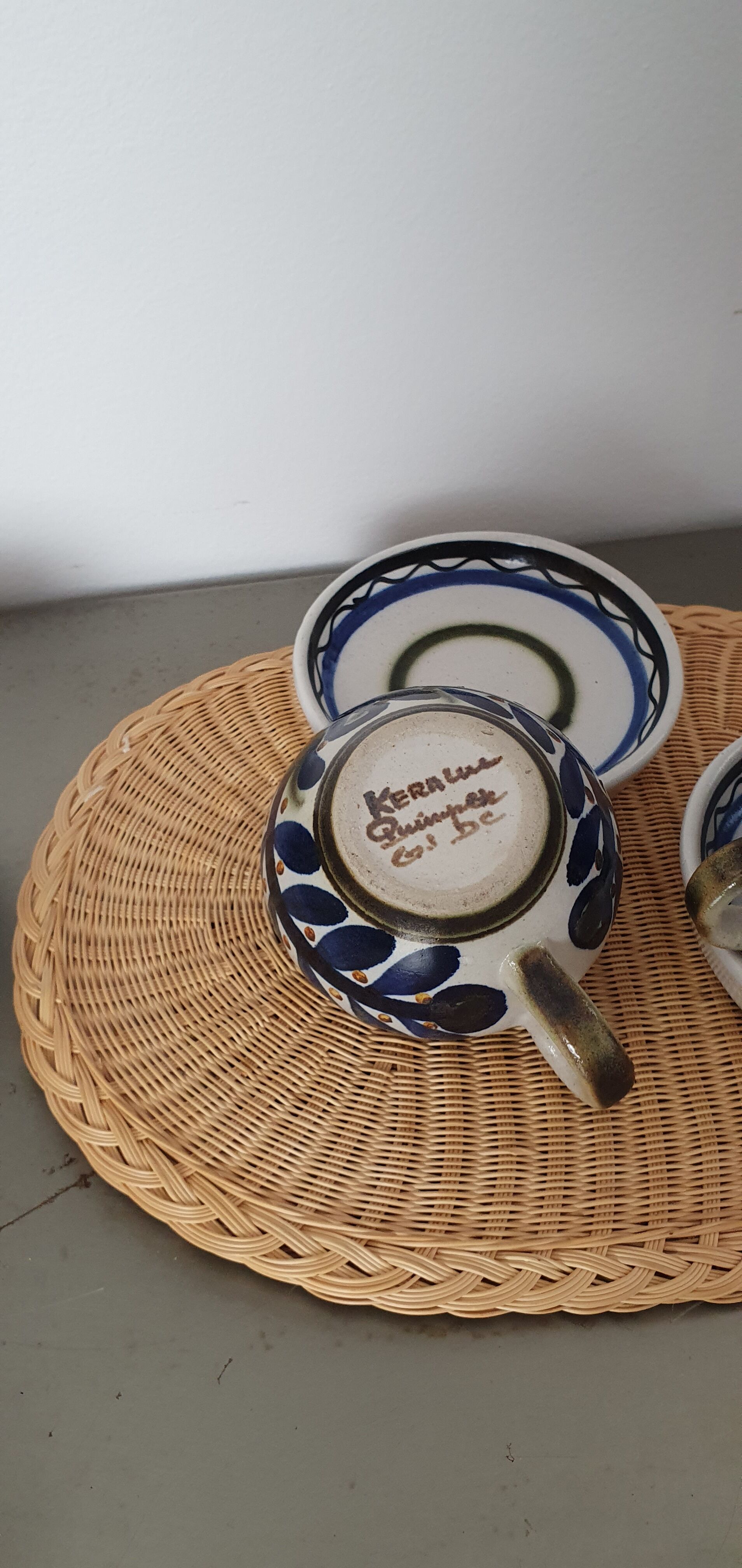 Coffee cups or tea