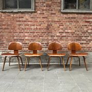 Set of 4 DCW chairs in walnut, Charles & Ray Eames, Herman Miller, 1950s
