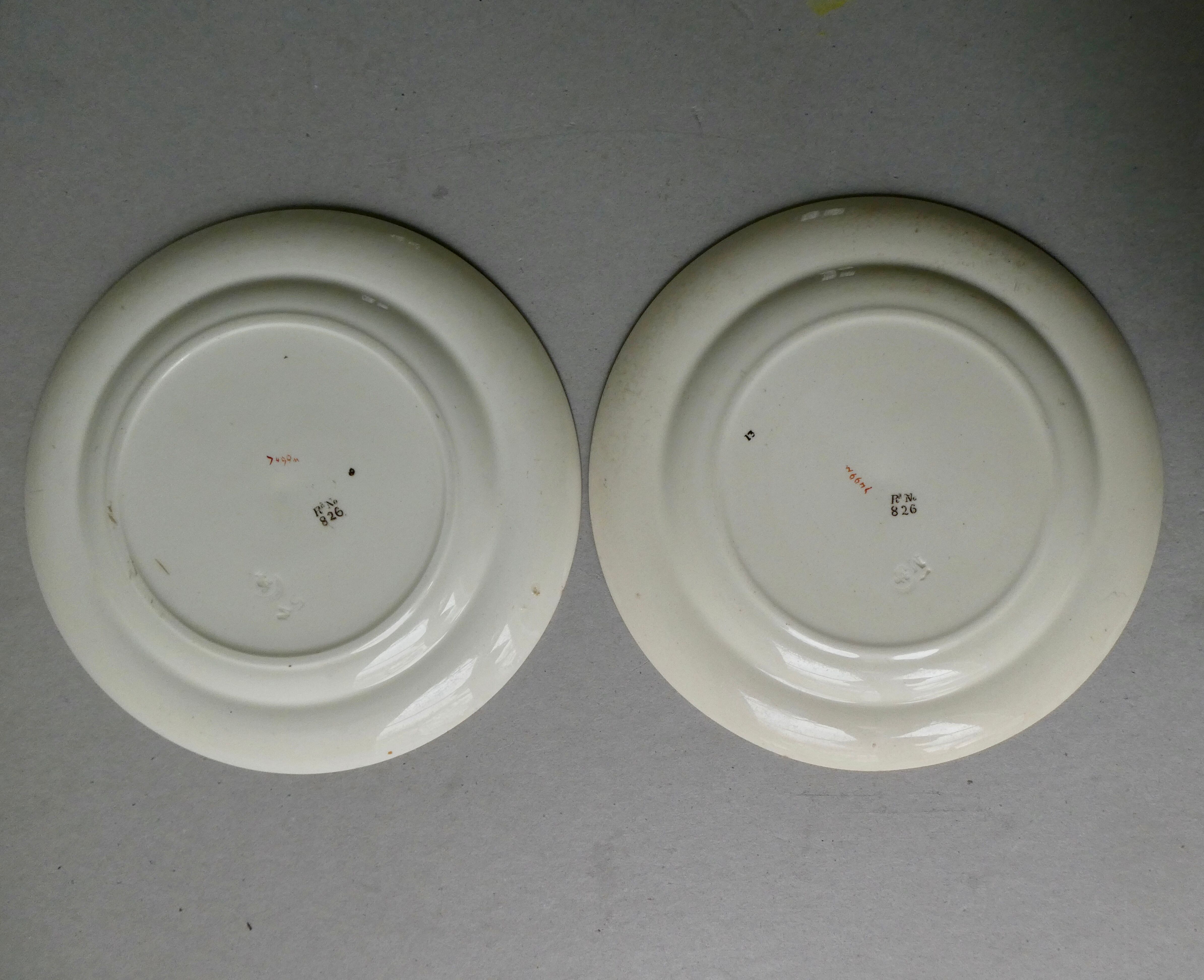 Set of 2 plates decorated flowers and bees, late 19th century