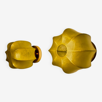 Pair of circular "cocoon" wall lights, resin and pine, Italy, 1970