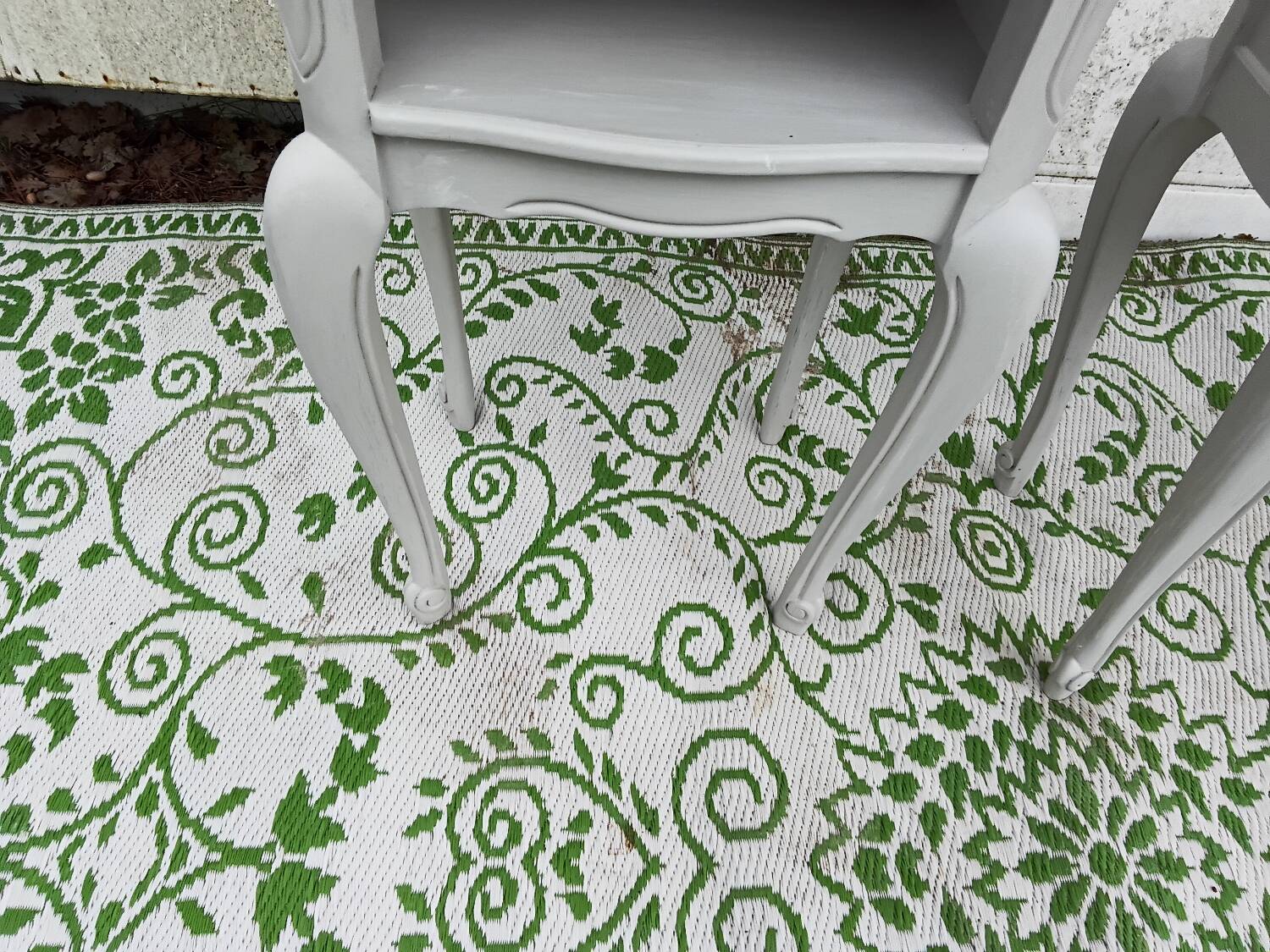 Paire de chevets style L.XV