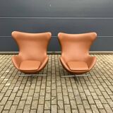 Fritz Hansen Egg chair by Arne Jacobsen in Cognac leather, NEW condition!