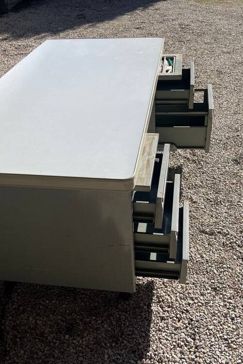 Vintage metal desk from the 1940s/50s.
