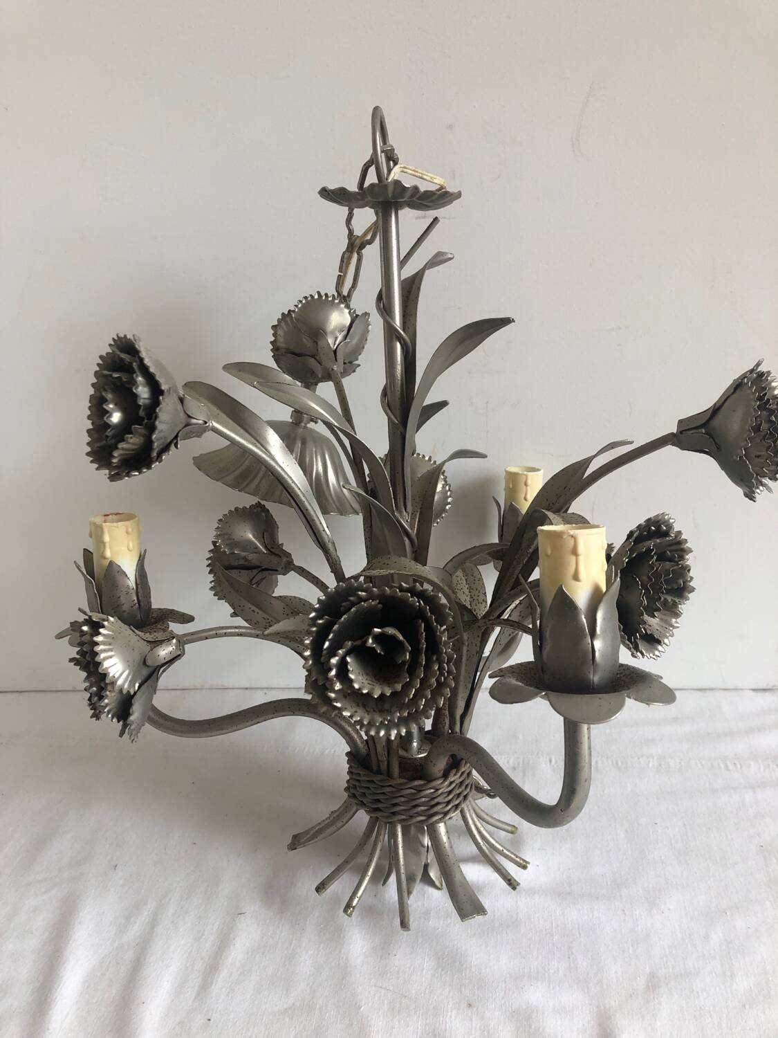 Mid-20th century 3-light floral chandelier in sheet steel