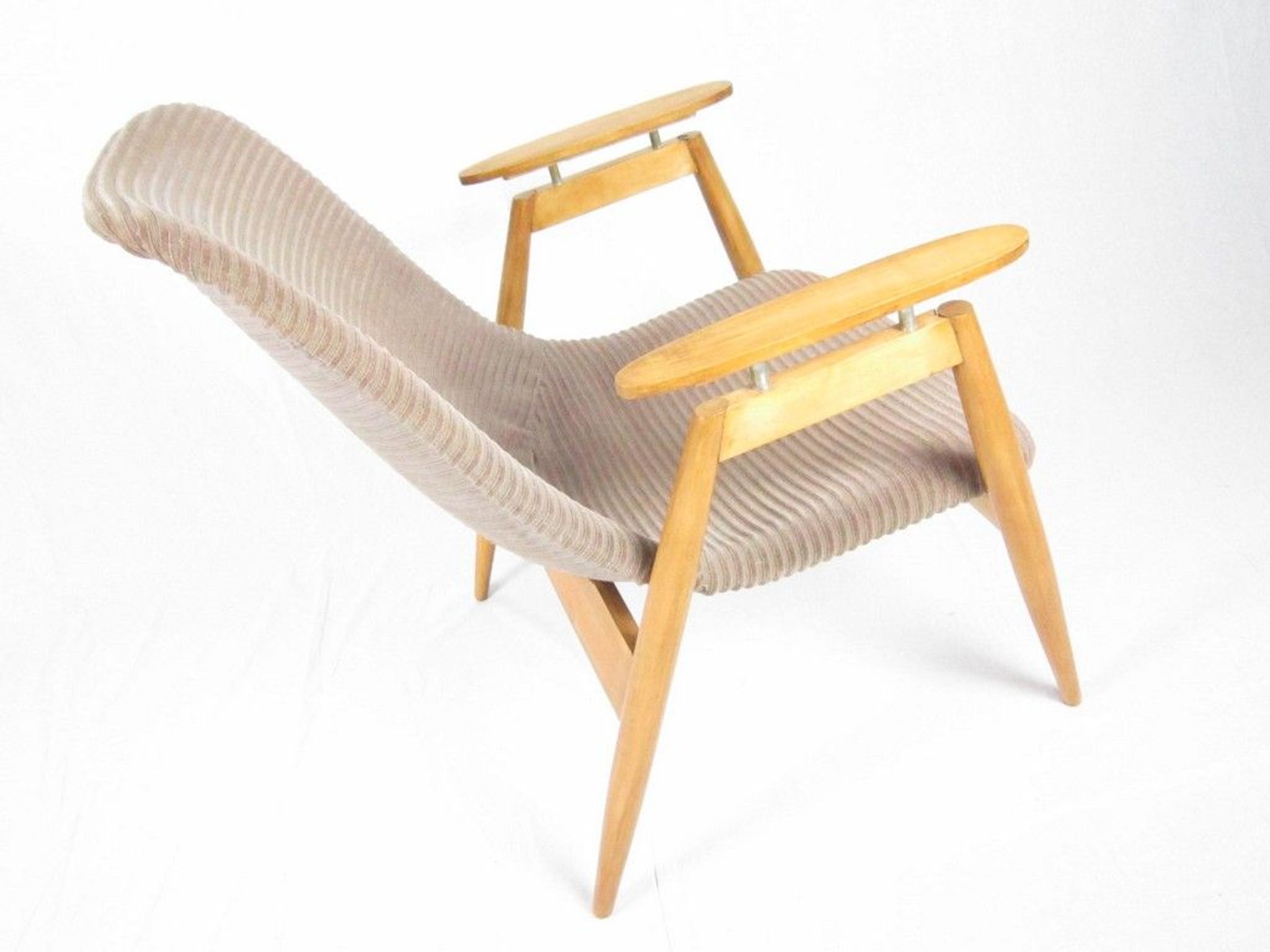 Fauteui par Miroslav Navrátil 1950s