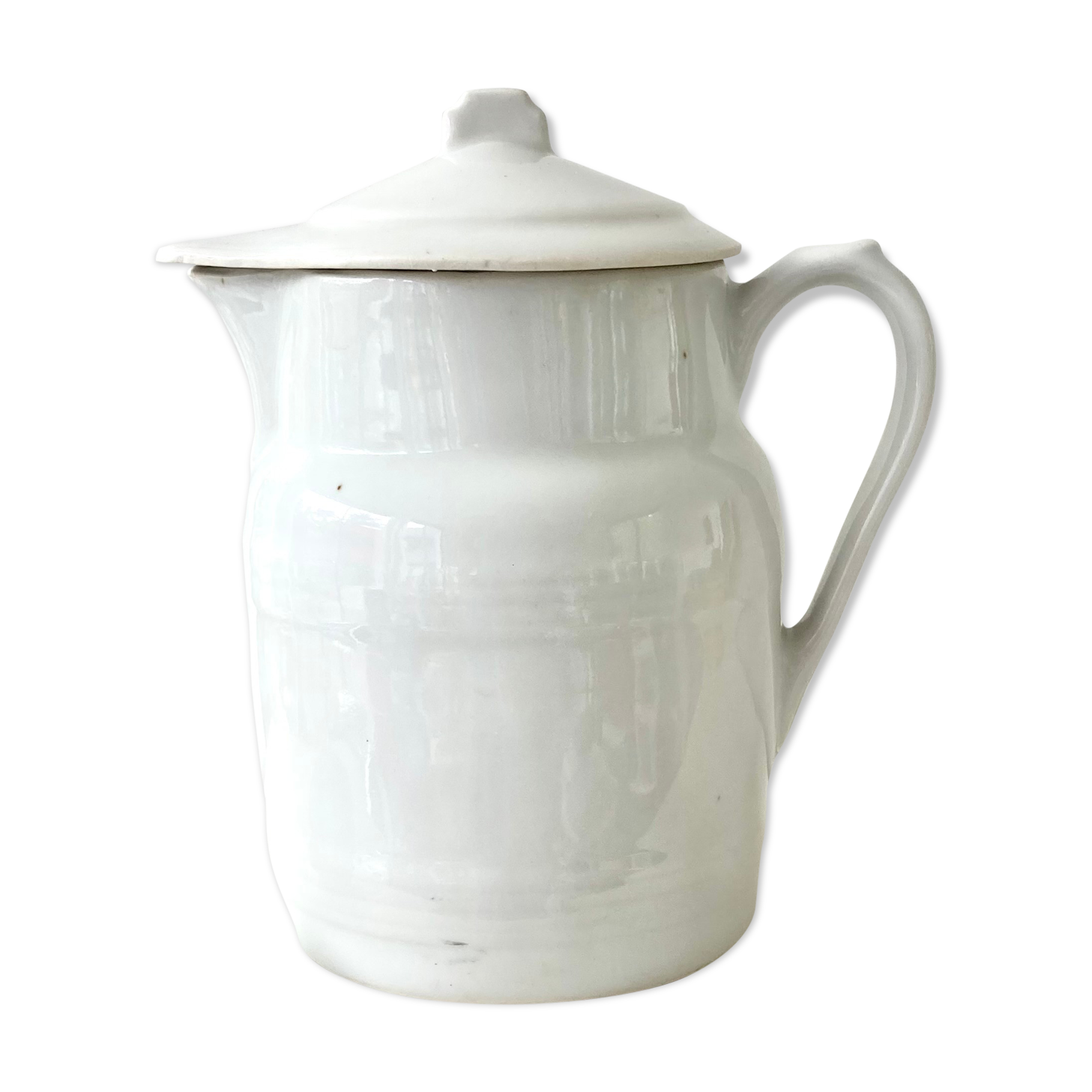 Pitcher covered porcelain Grigny XIXth stamped P.Precious