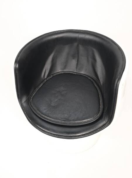 Eero AARNIO  Fauteuil modèle "Cognac"