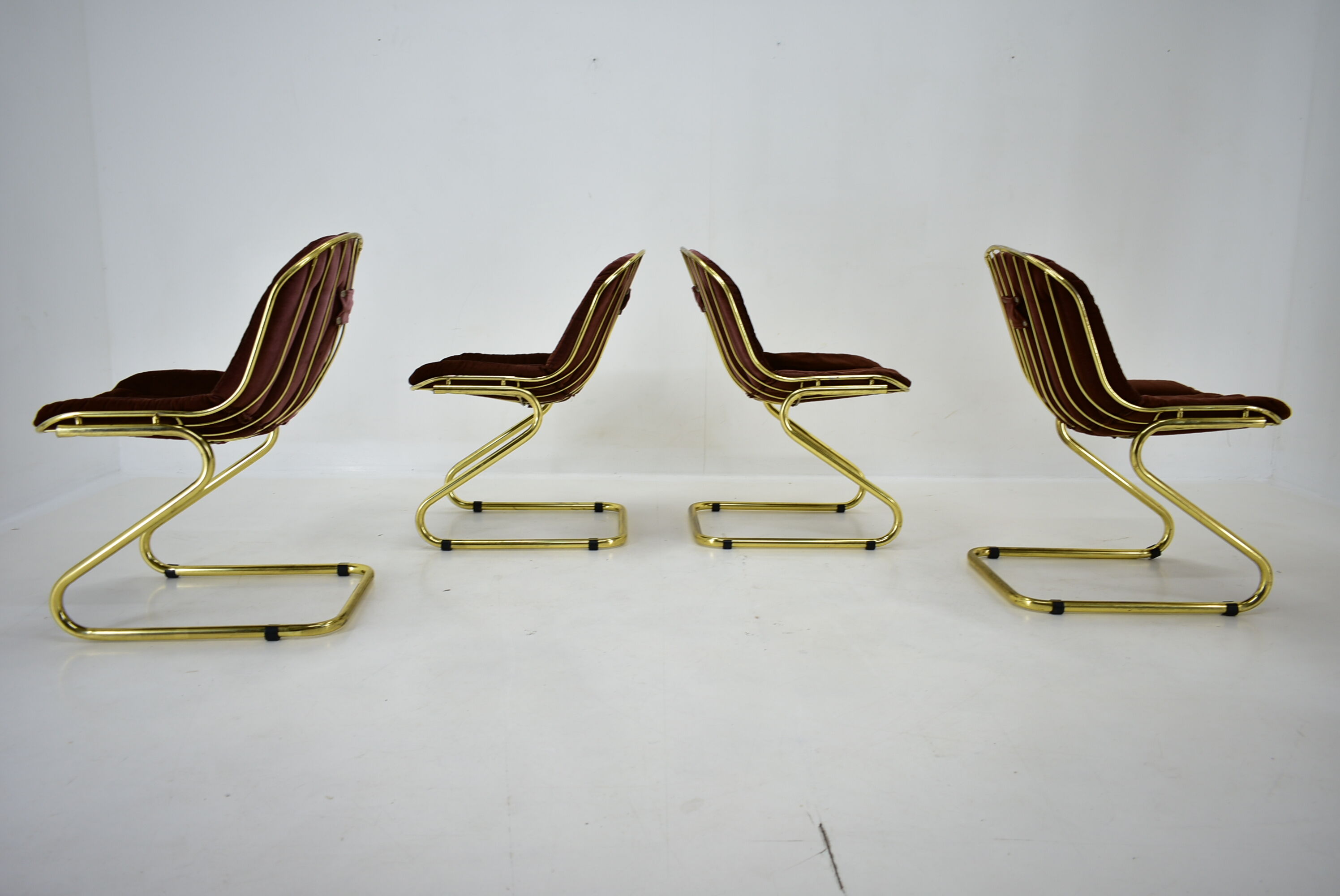 Midcentury set of four dining chairs, italy, 1970s