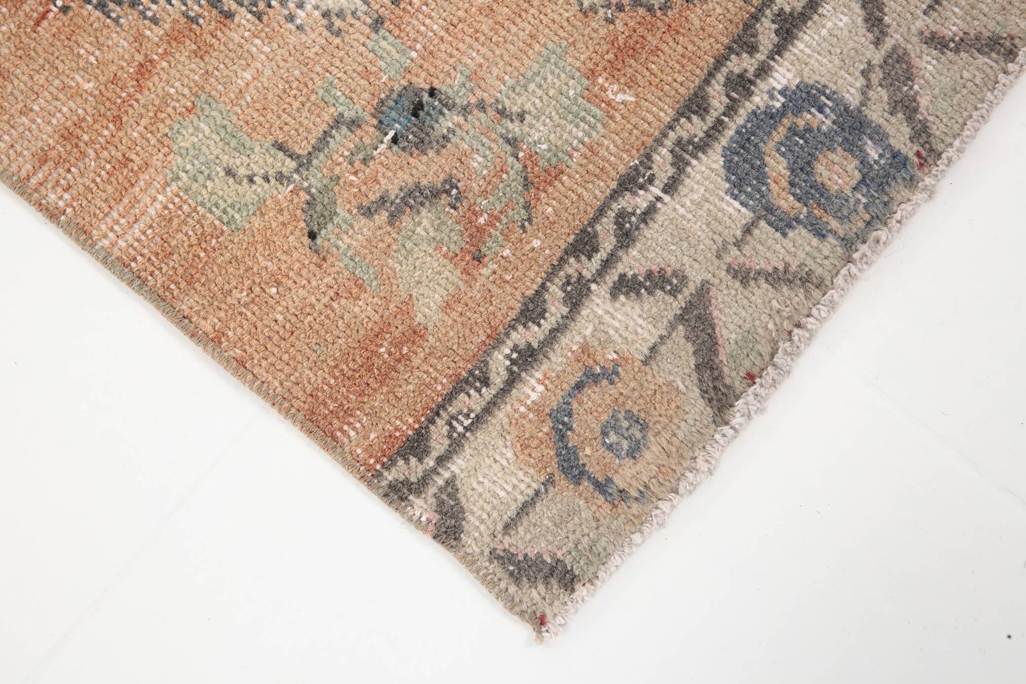 2x10 Turkish Runner Rug, 59x309Cm 57s