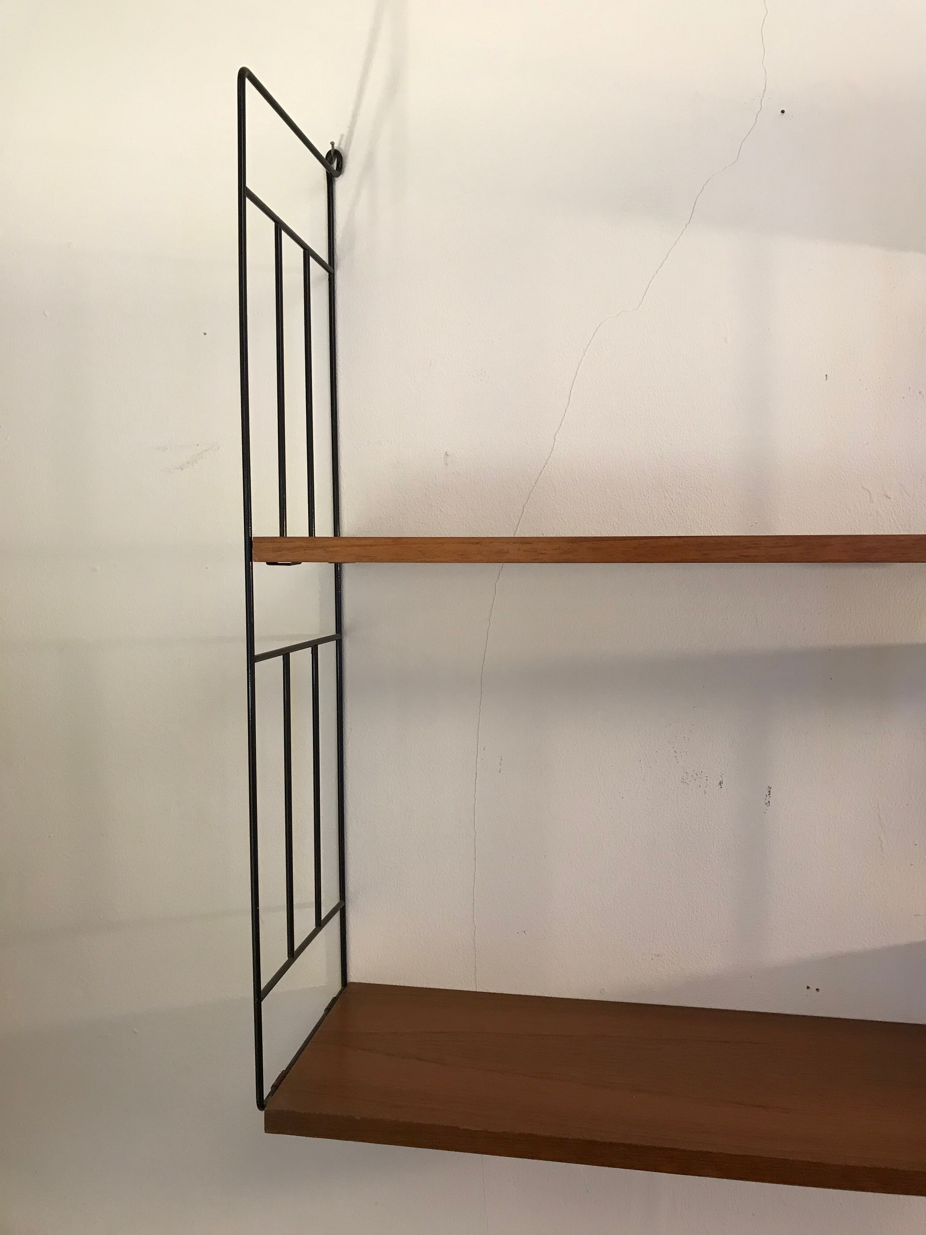 Etagere mural