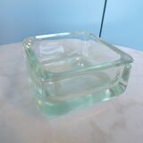 Glass tile pocket emptier