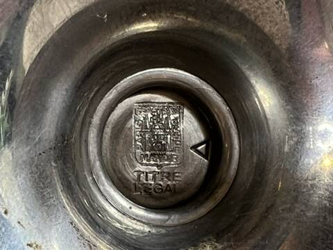 Manoir pewter hand candle holder with handle