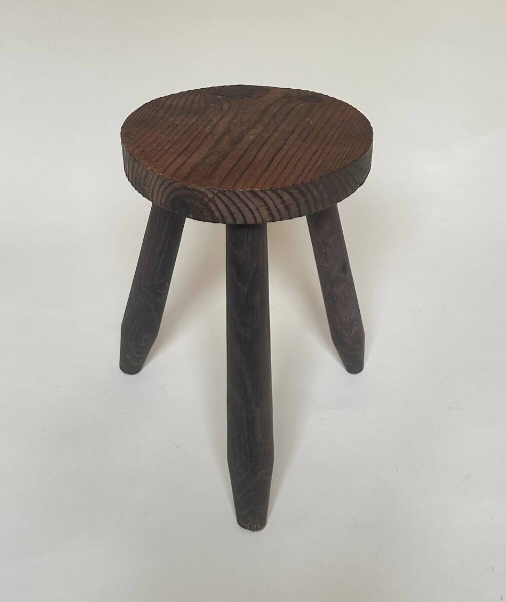 Modernist tripod stool