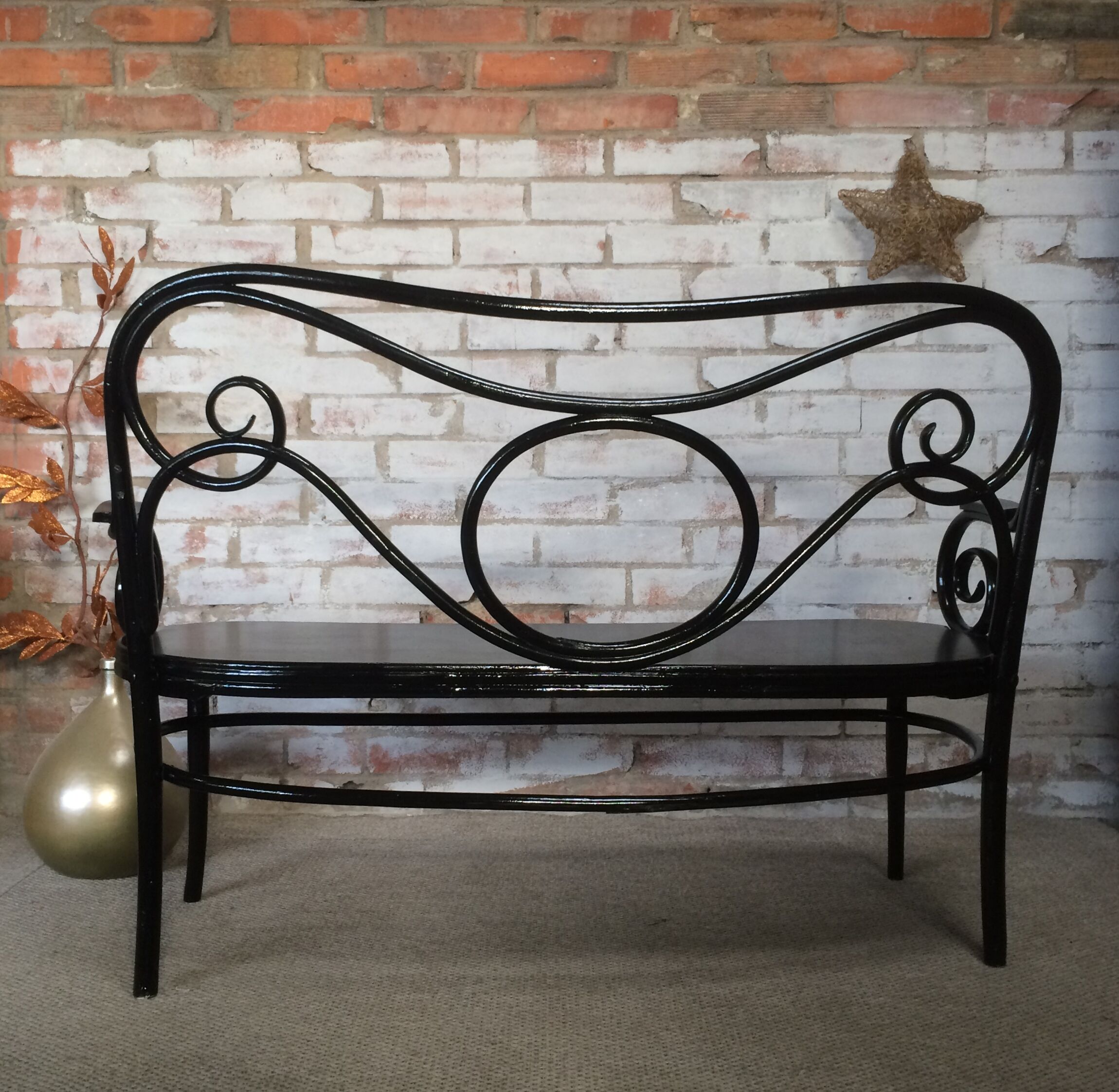 Banquette Thonet laqué noir