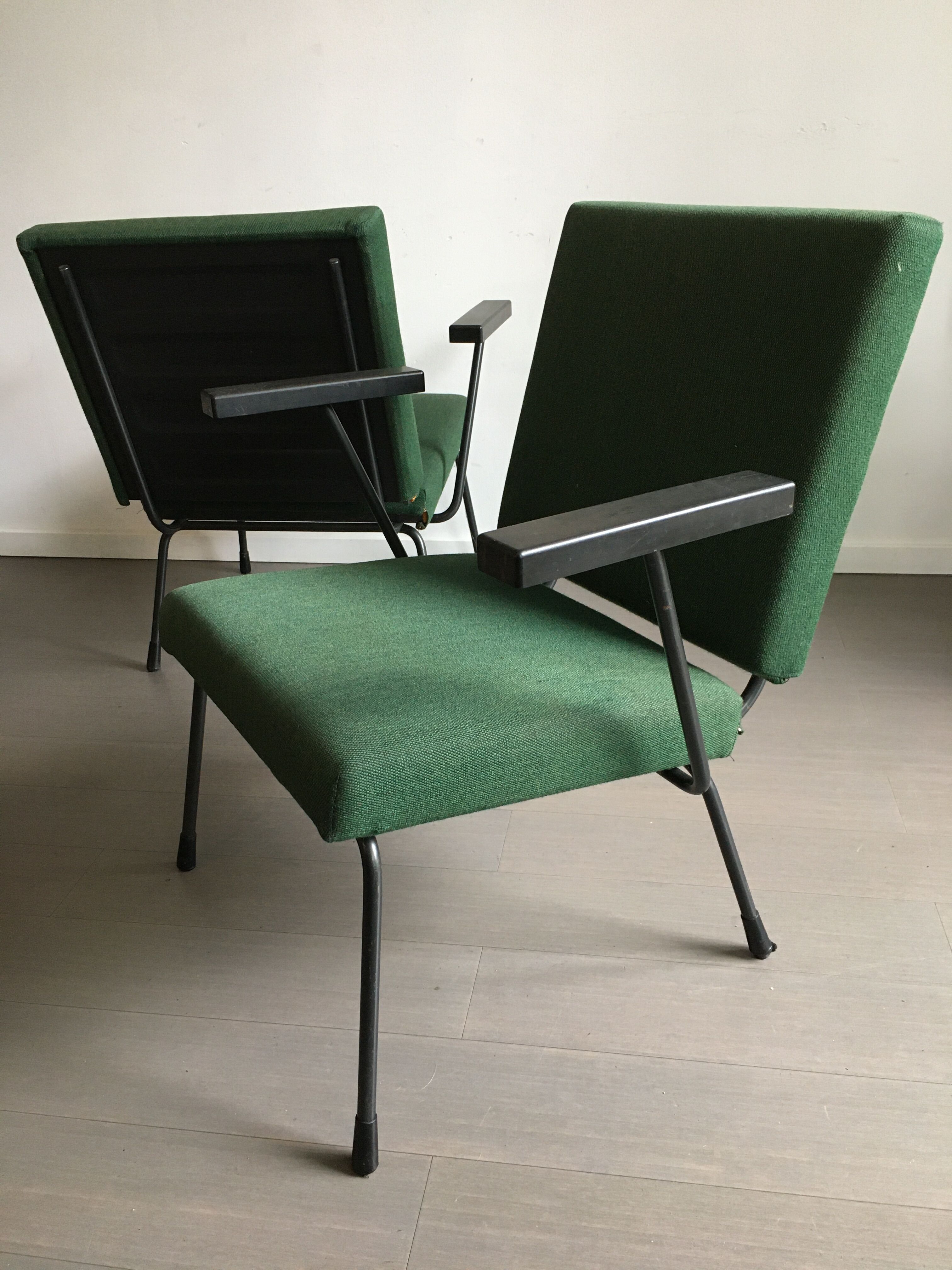 2 model 415/1401 by Wim Rietveld for Gispen 1960