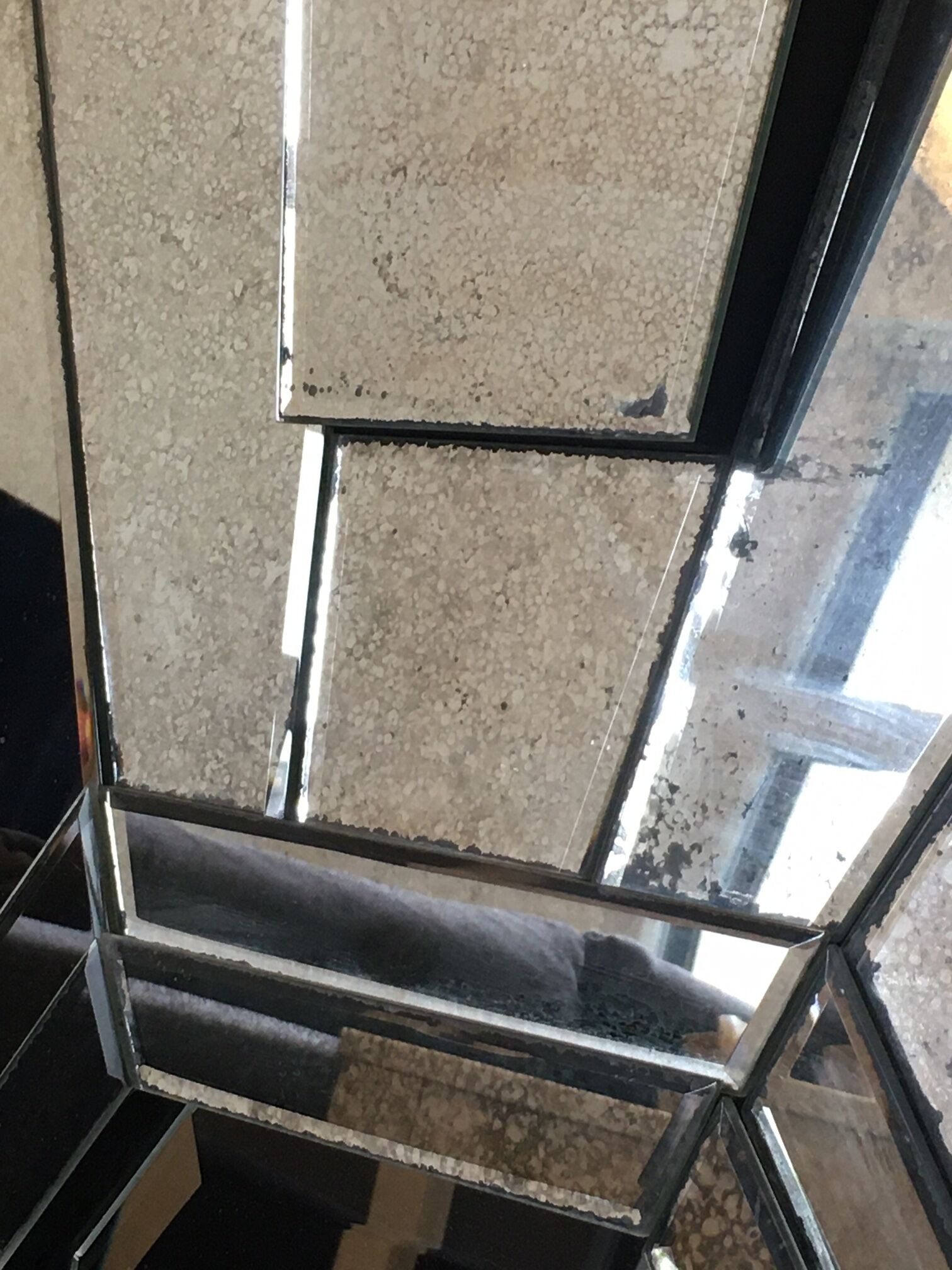 Art deco mirror 107x89cm