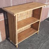 Bamboo counter or bar. (With 2 folding high chairs)