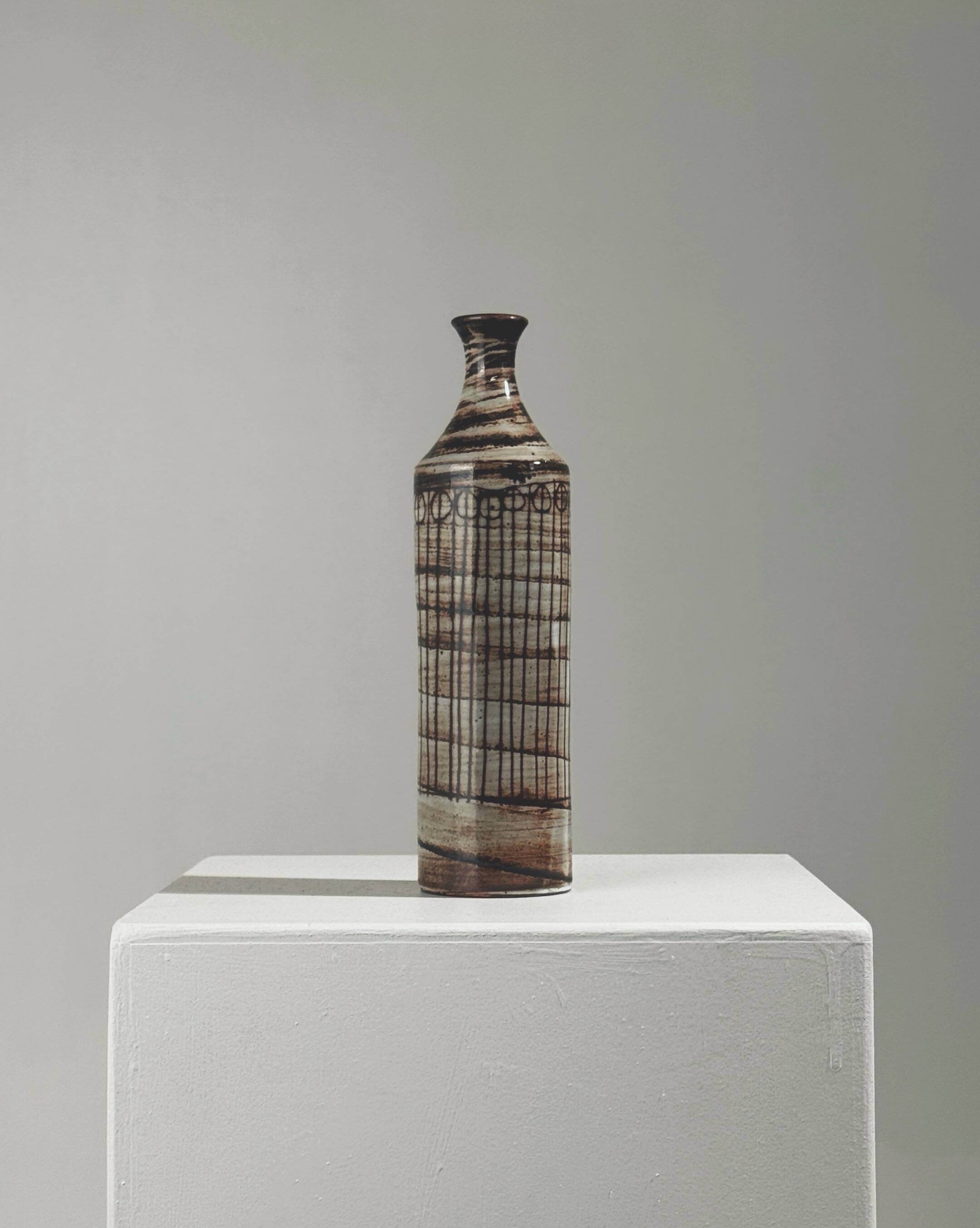 Single-flower vase in ceramic by Jacques Pouchain, Dieulefit, France
