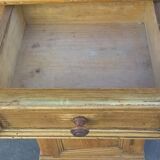 Toilet furniture 1900