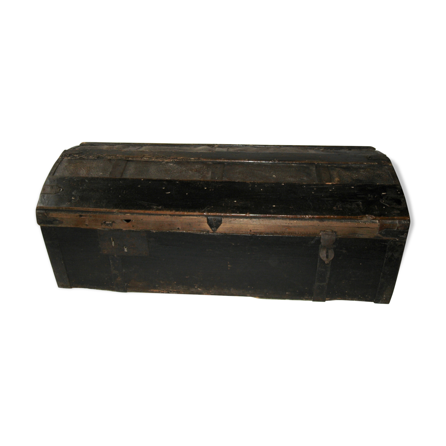 Trunk wood and leather