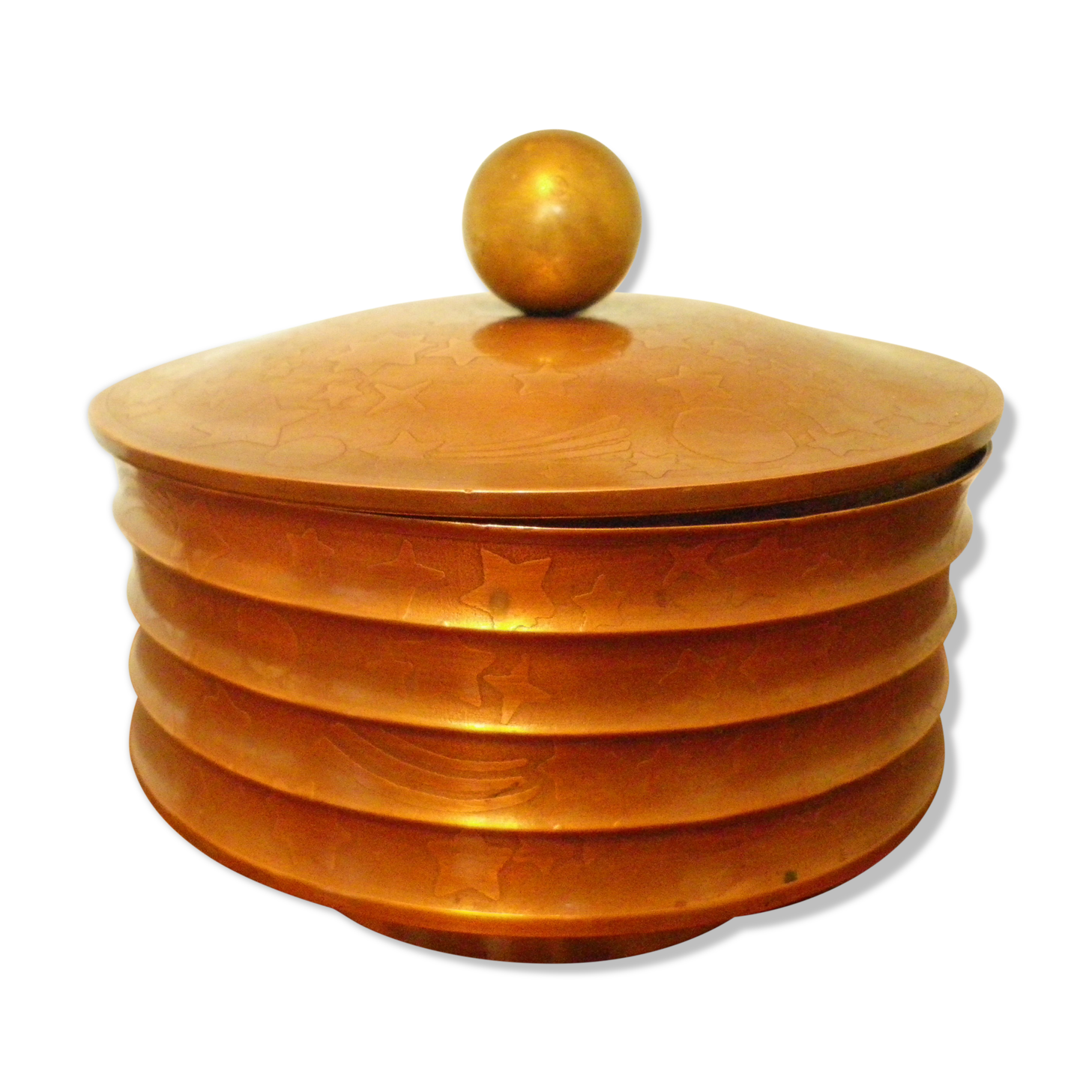 Empty pocket with its copper and metal incubator