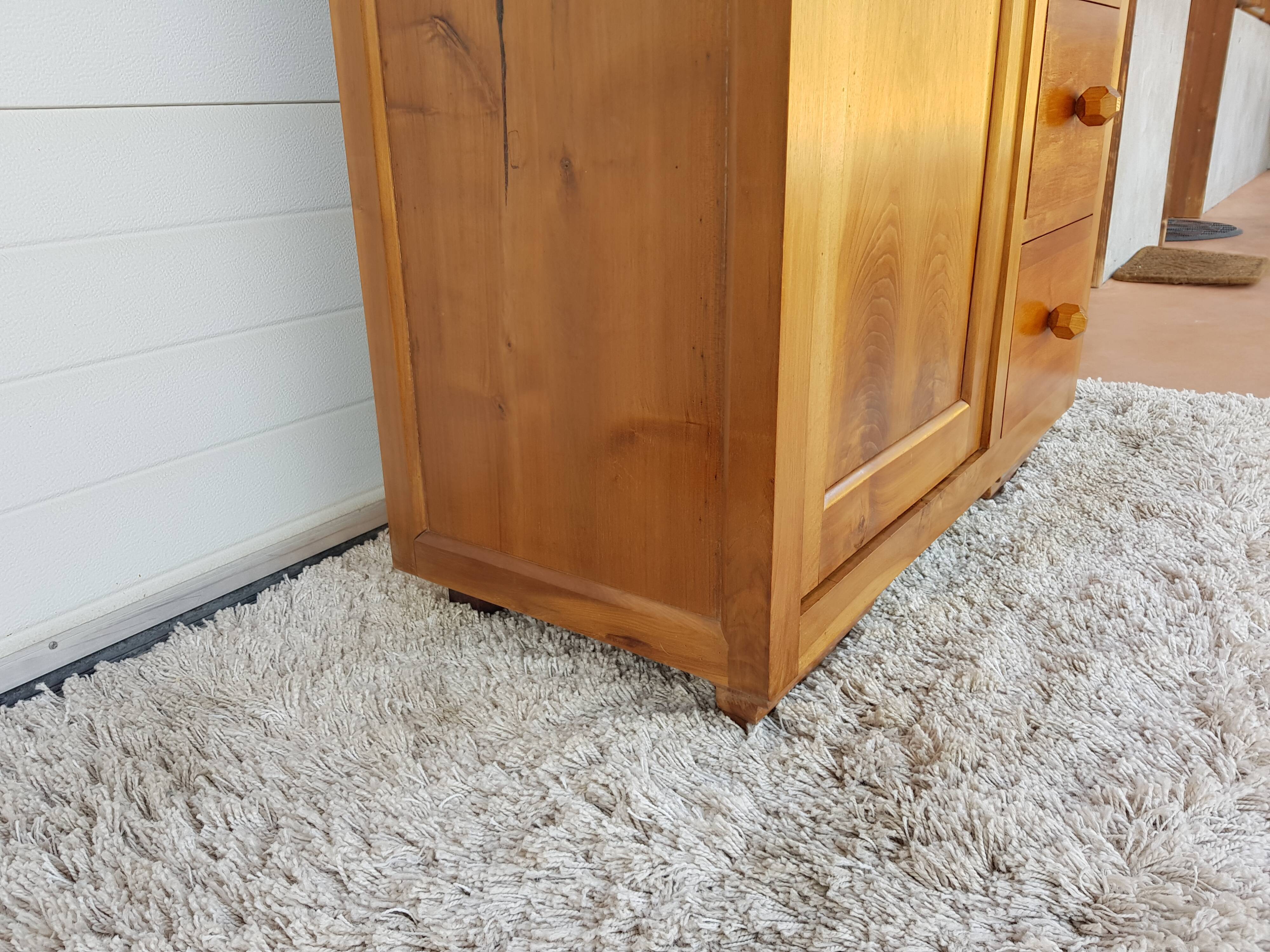 Asymmetric wardrobe fifties