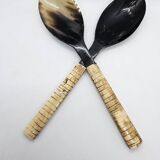 Buffalo horn serving cutlery set with ribbed bone handle