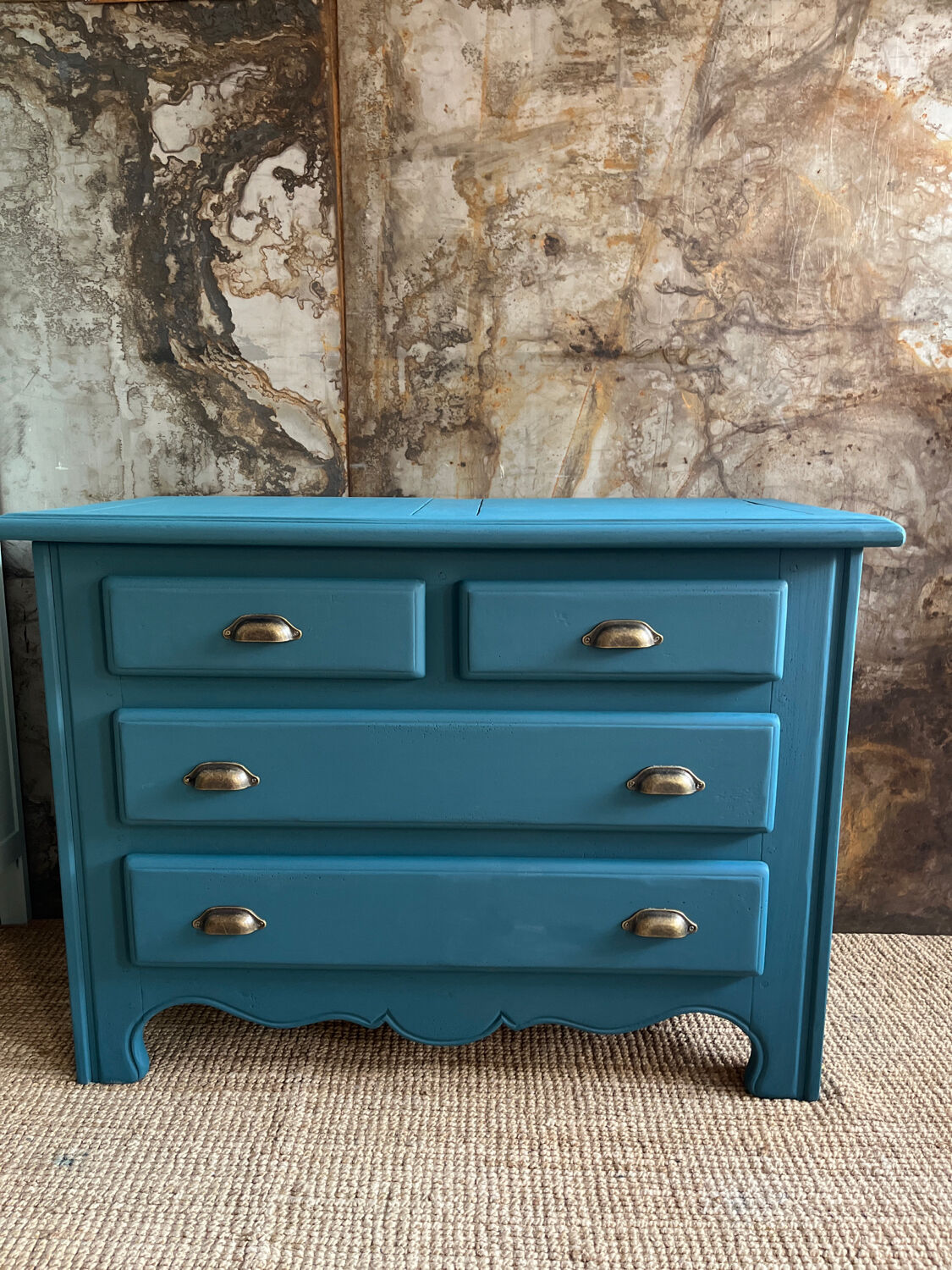 Oak chest of drawers pegged summer night