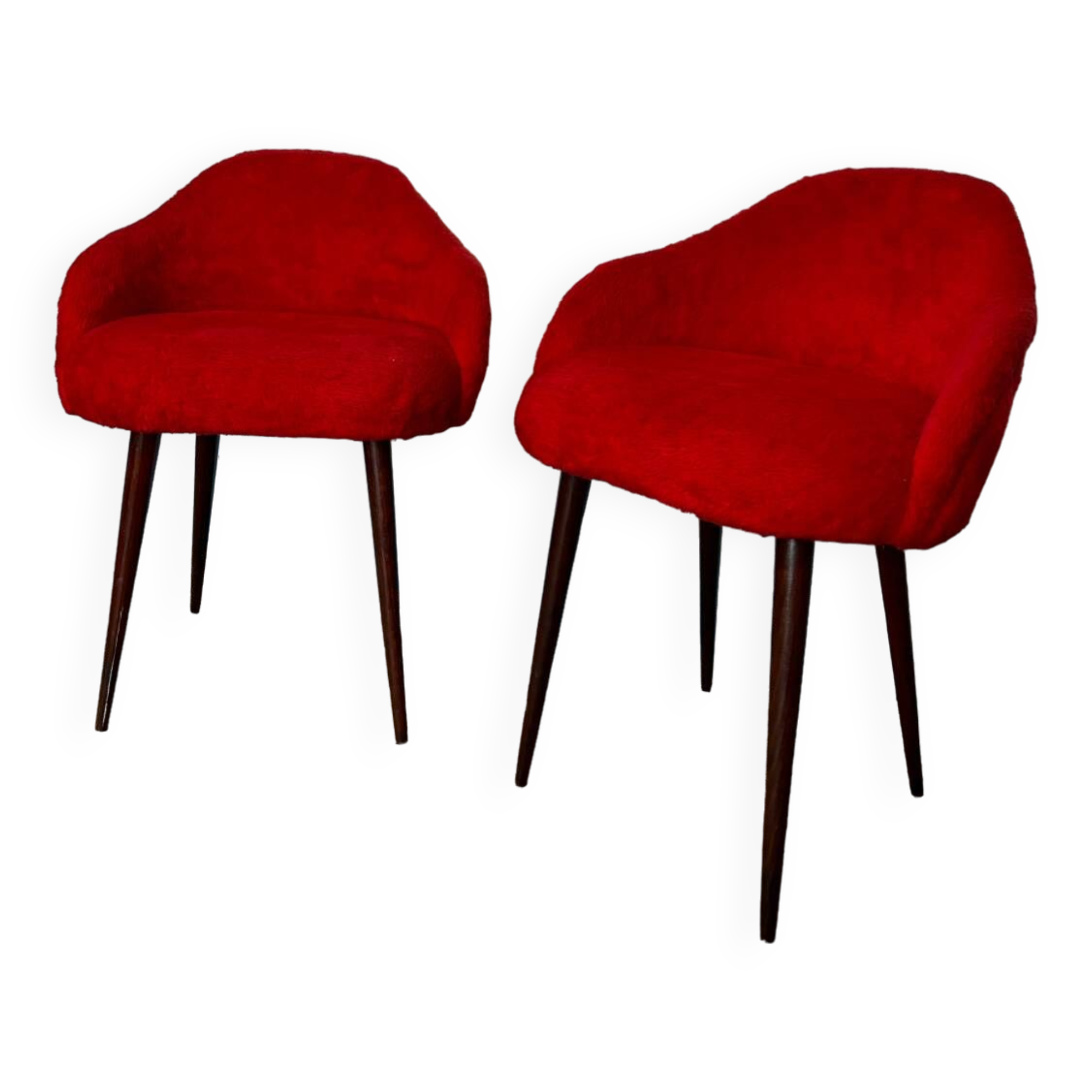 Two vintage 60s/70s armchairs in red moumoute, pelfran style