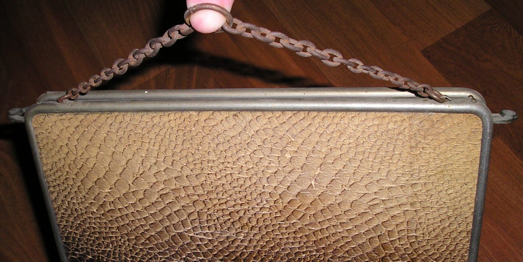 Barber triptych mirror