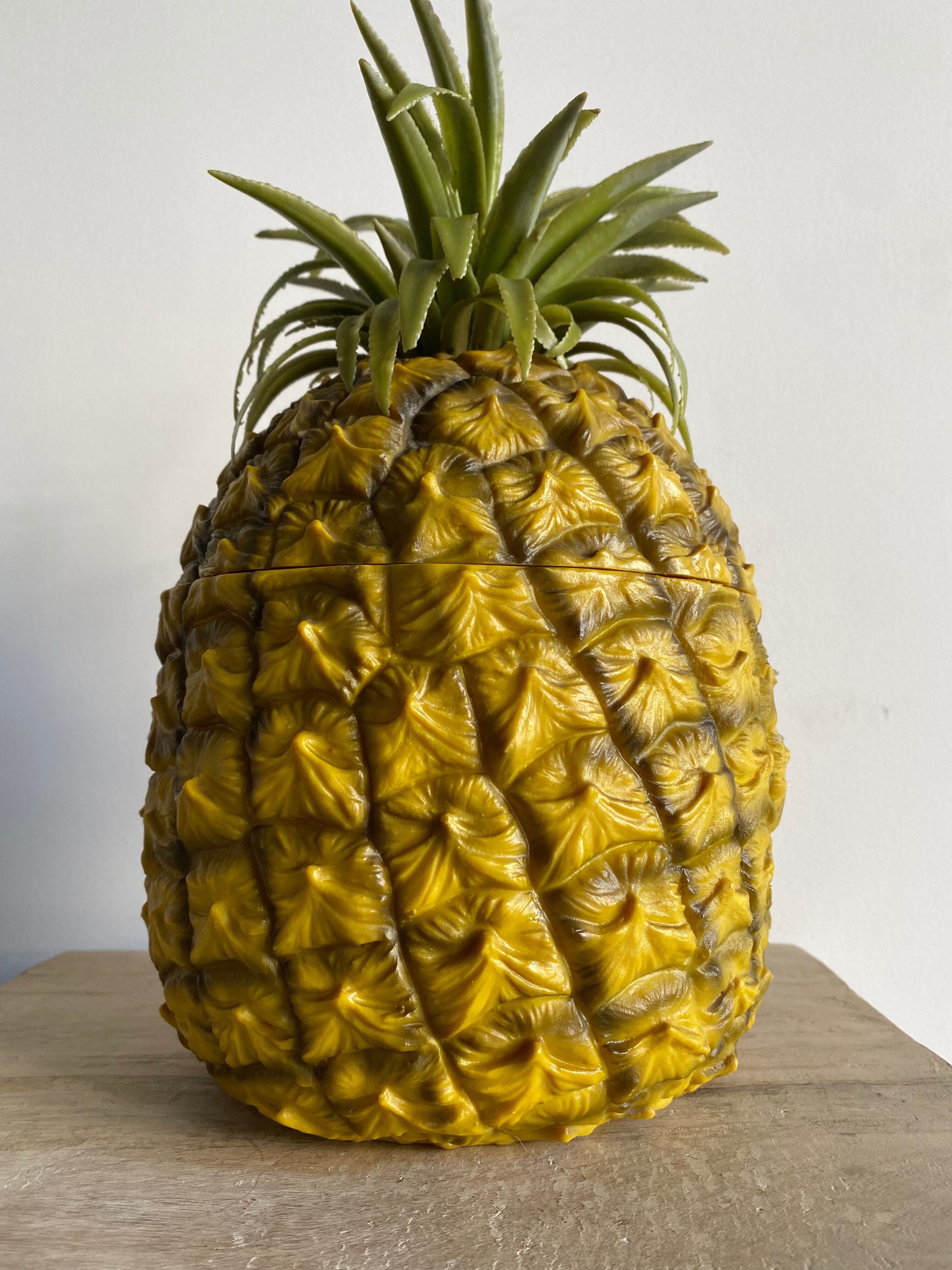 Vintage pineapple ice bucket
