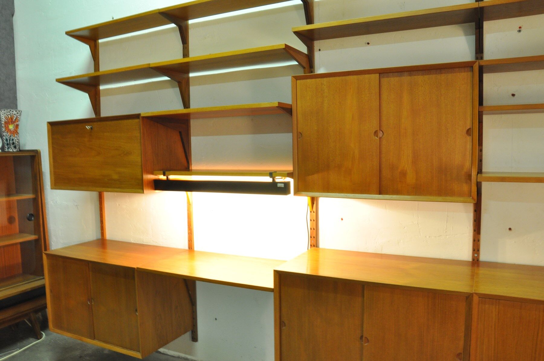 Wall unit - Poul Cadovius shelves