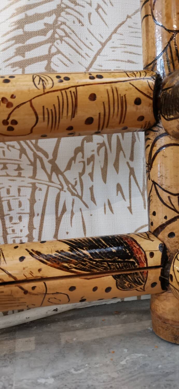 Bamboo wall-mounted locker