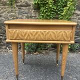 Vintage oak and rattan bed + 2 matching bedside tables – 1950s/60s – invoice