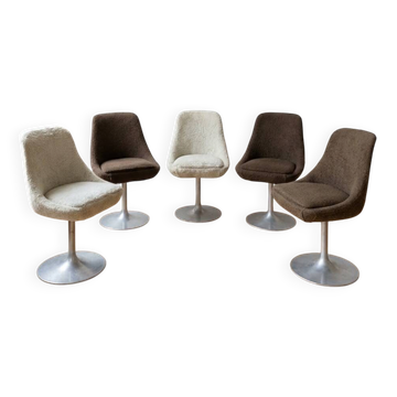 Set of 5 swivel tulip-style chairs from the 1970s.