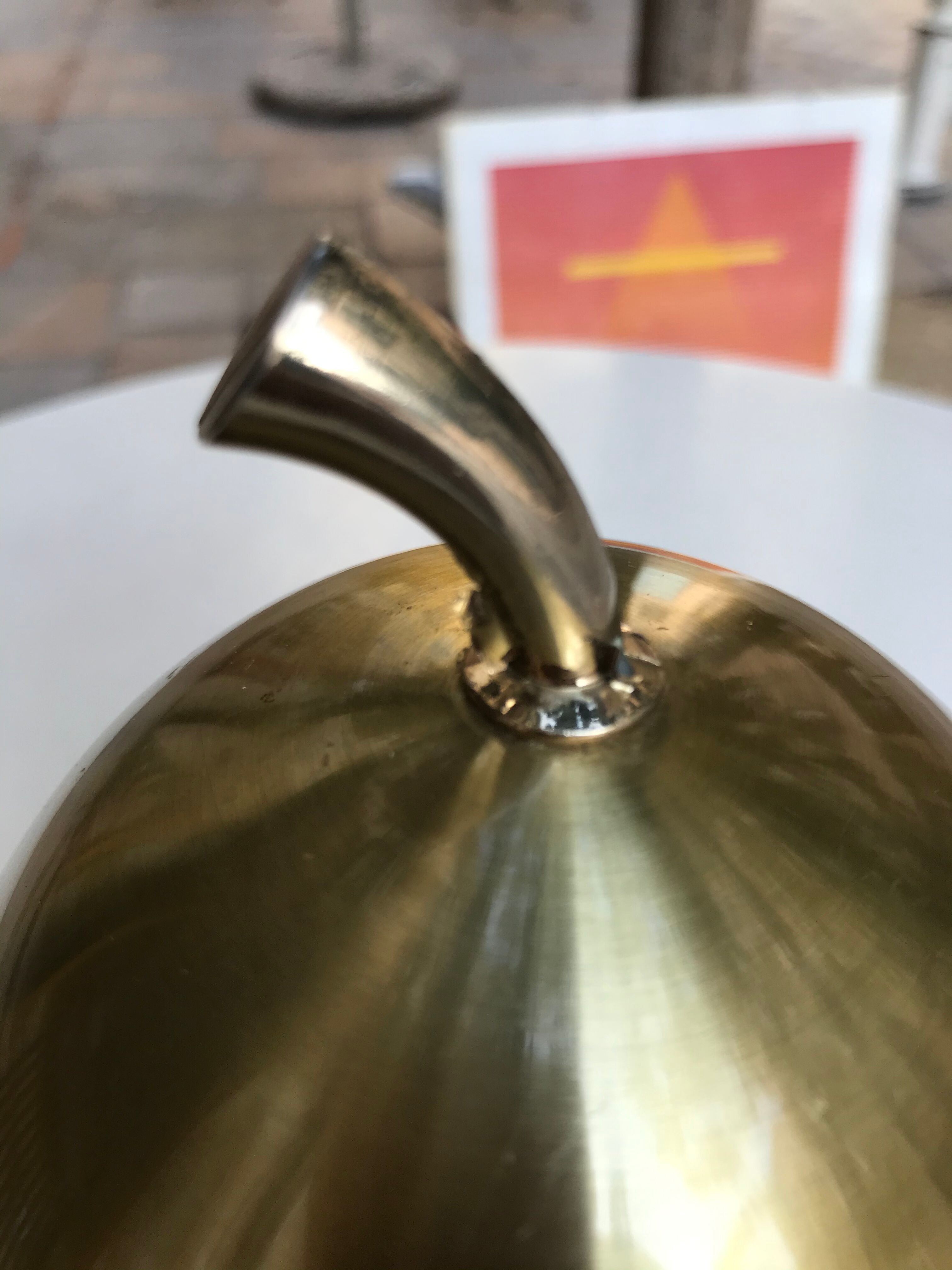 Golden pear-shaped ice bucket signs Novo industries Australiia 1970