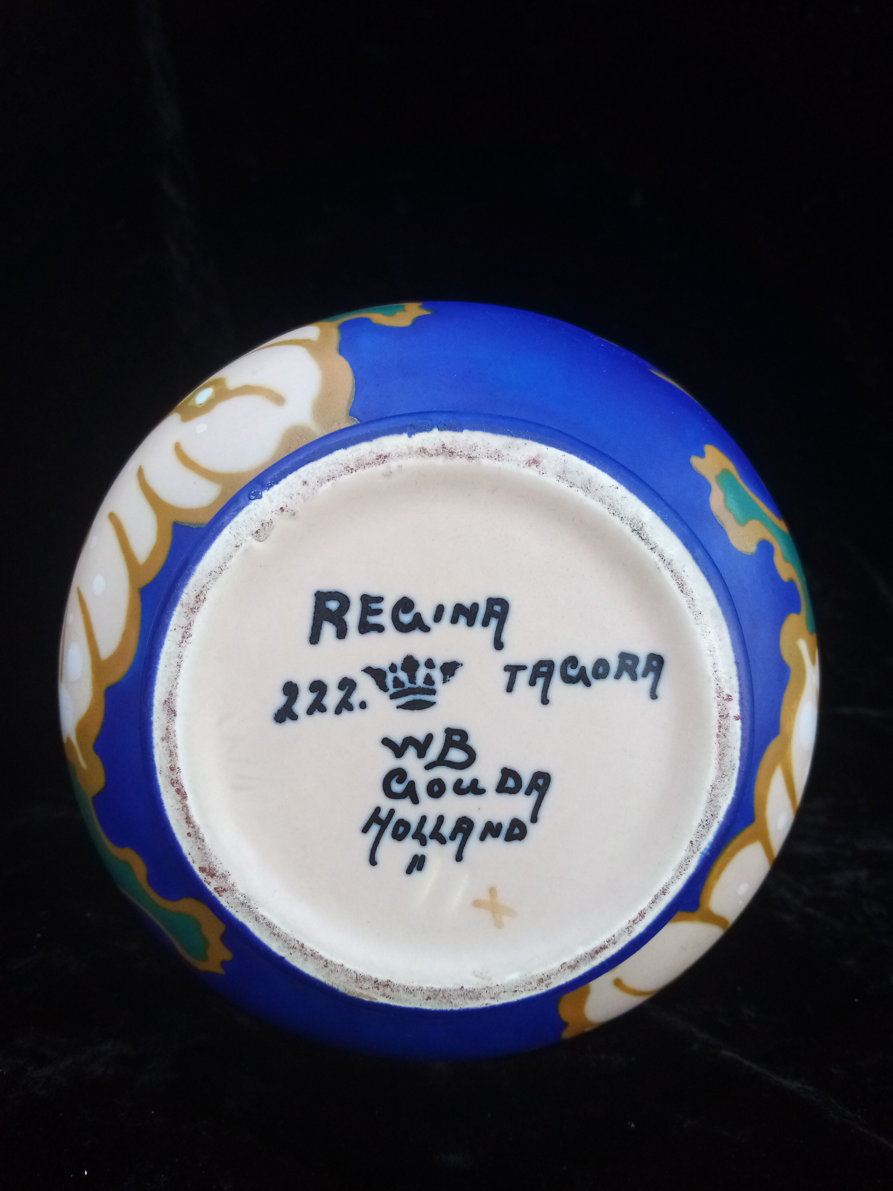 Vase Regina Tagora Gouda Holland