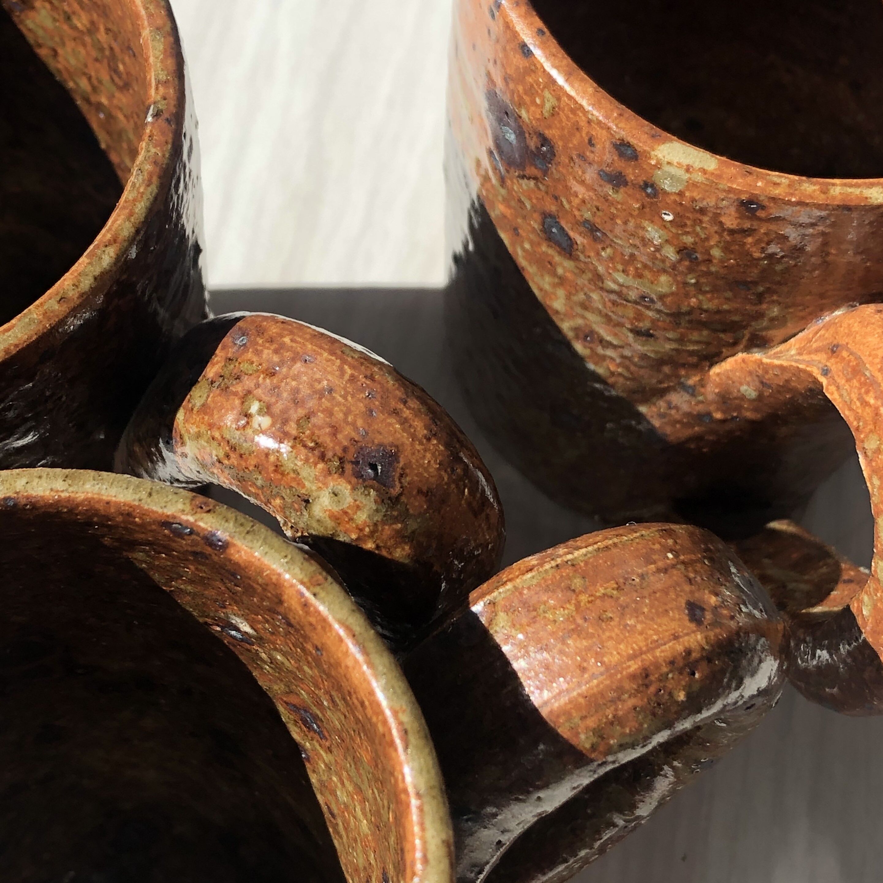 Lot de 3 mugs/tasses en grès pyrité
