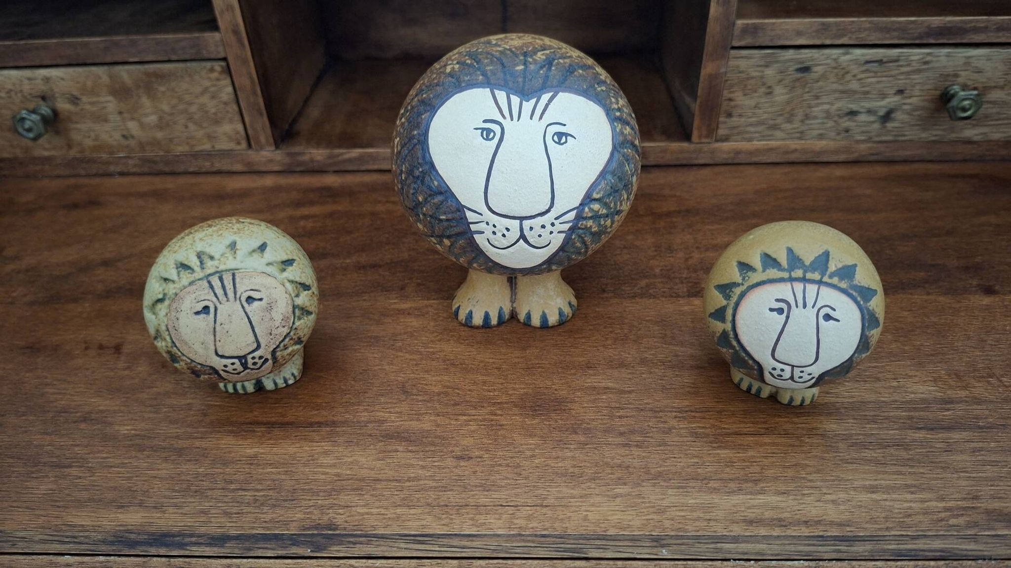 Set of 3 ceramic lions by Lisa Larson/Gustavsberg.