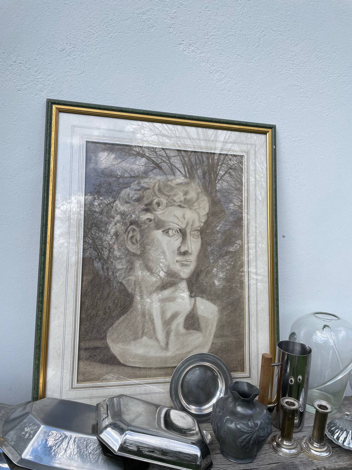 Pencil drawing of a bust