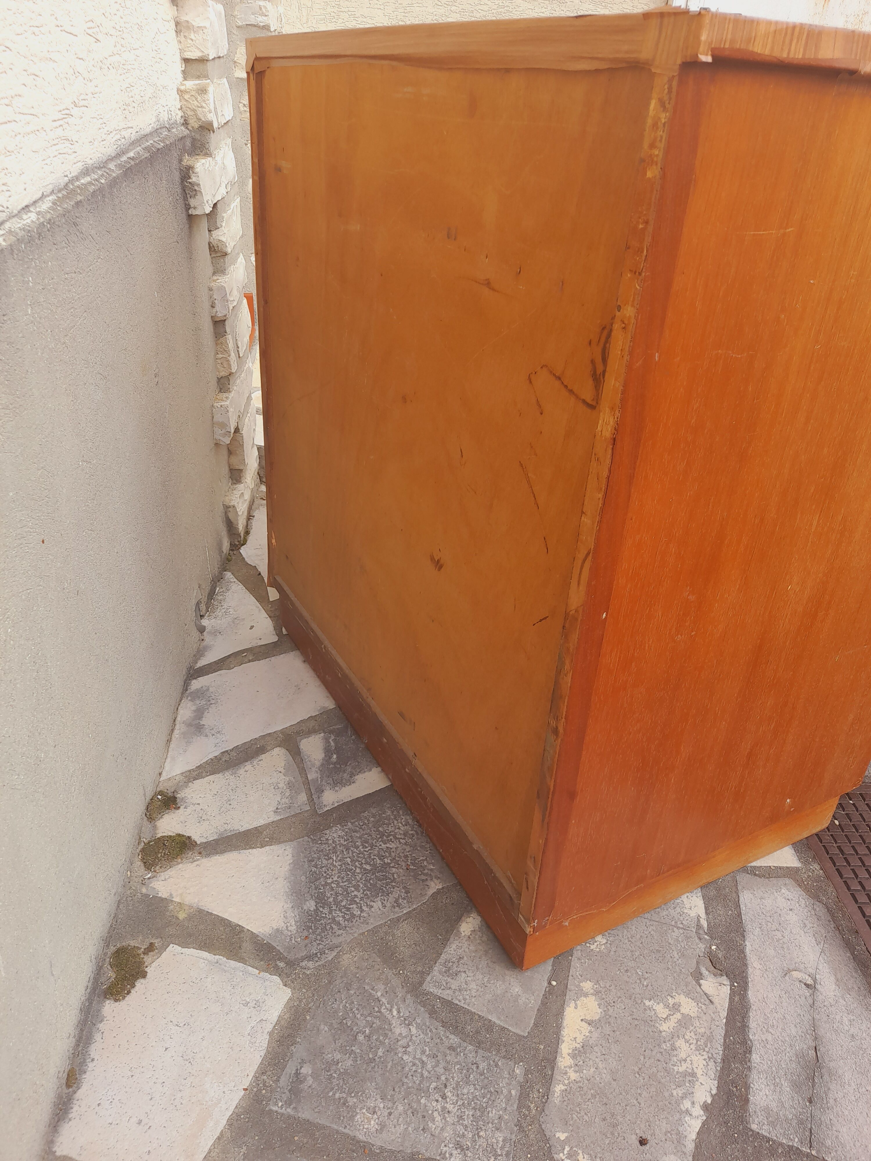 Vintage chest of drawers