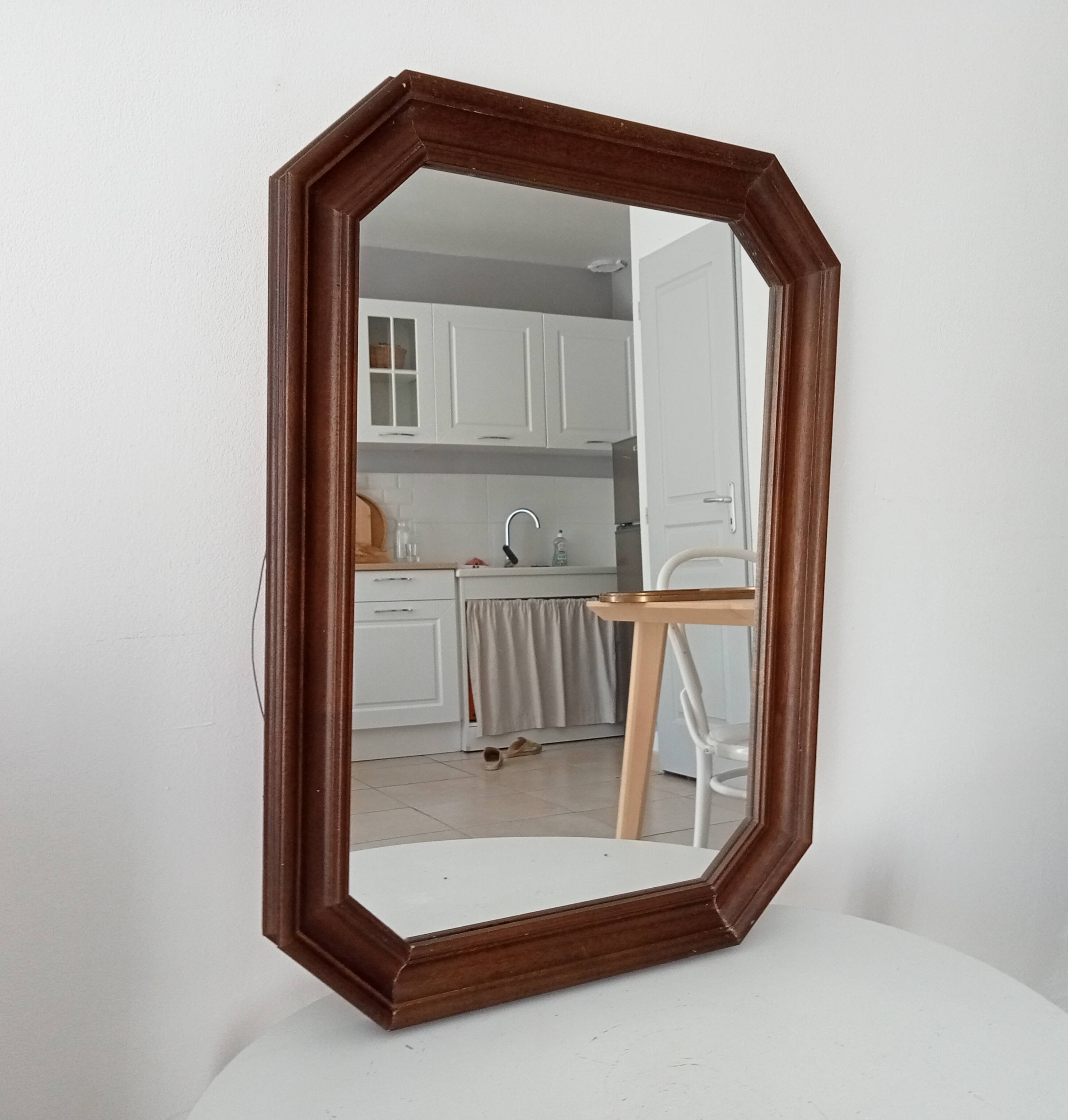 Vintage octagonal mirror from the 70s/80s.