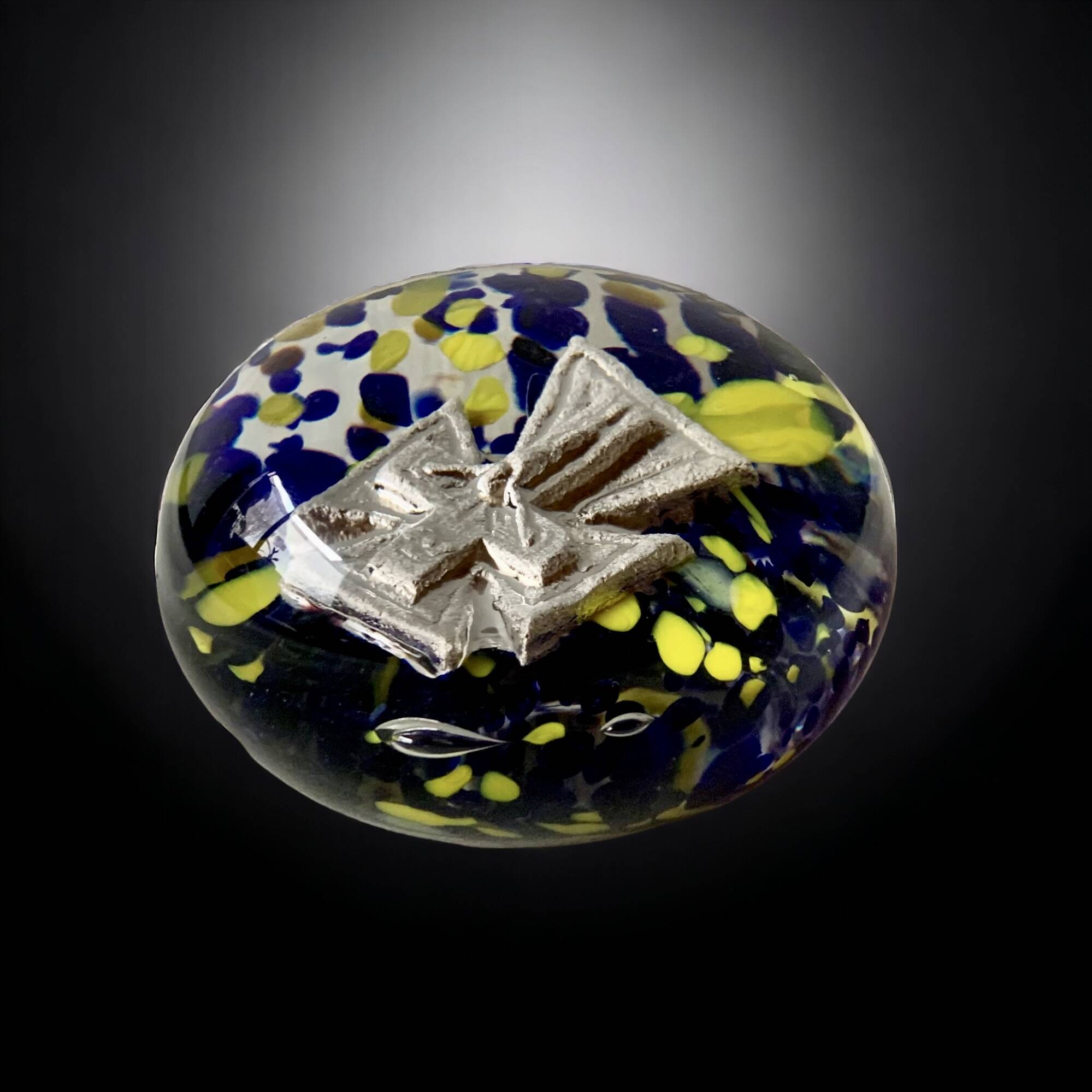 Antique sulfide paperweight - Cross of Jesus