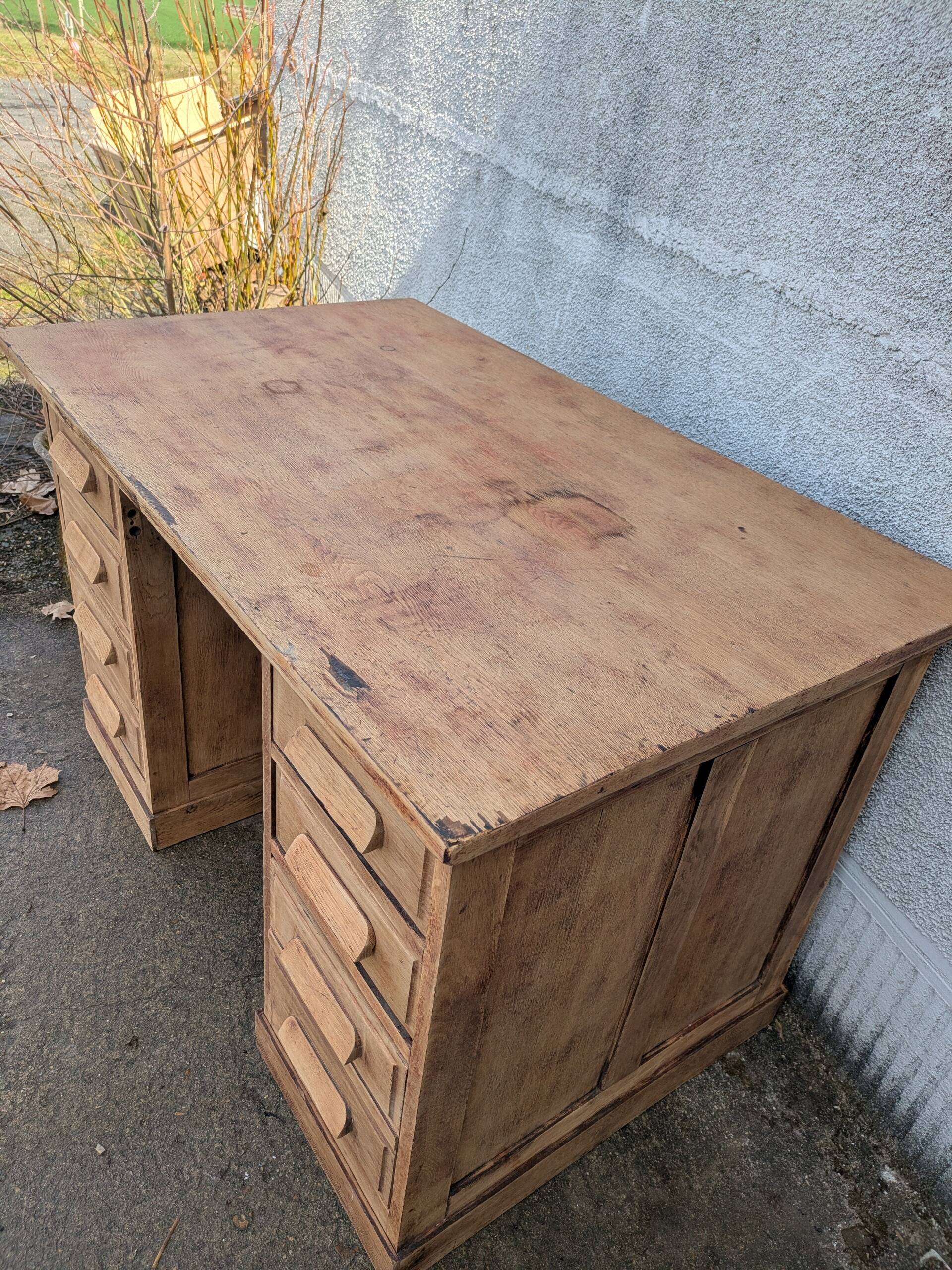 Large administrative office