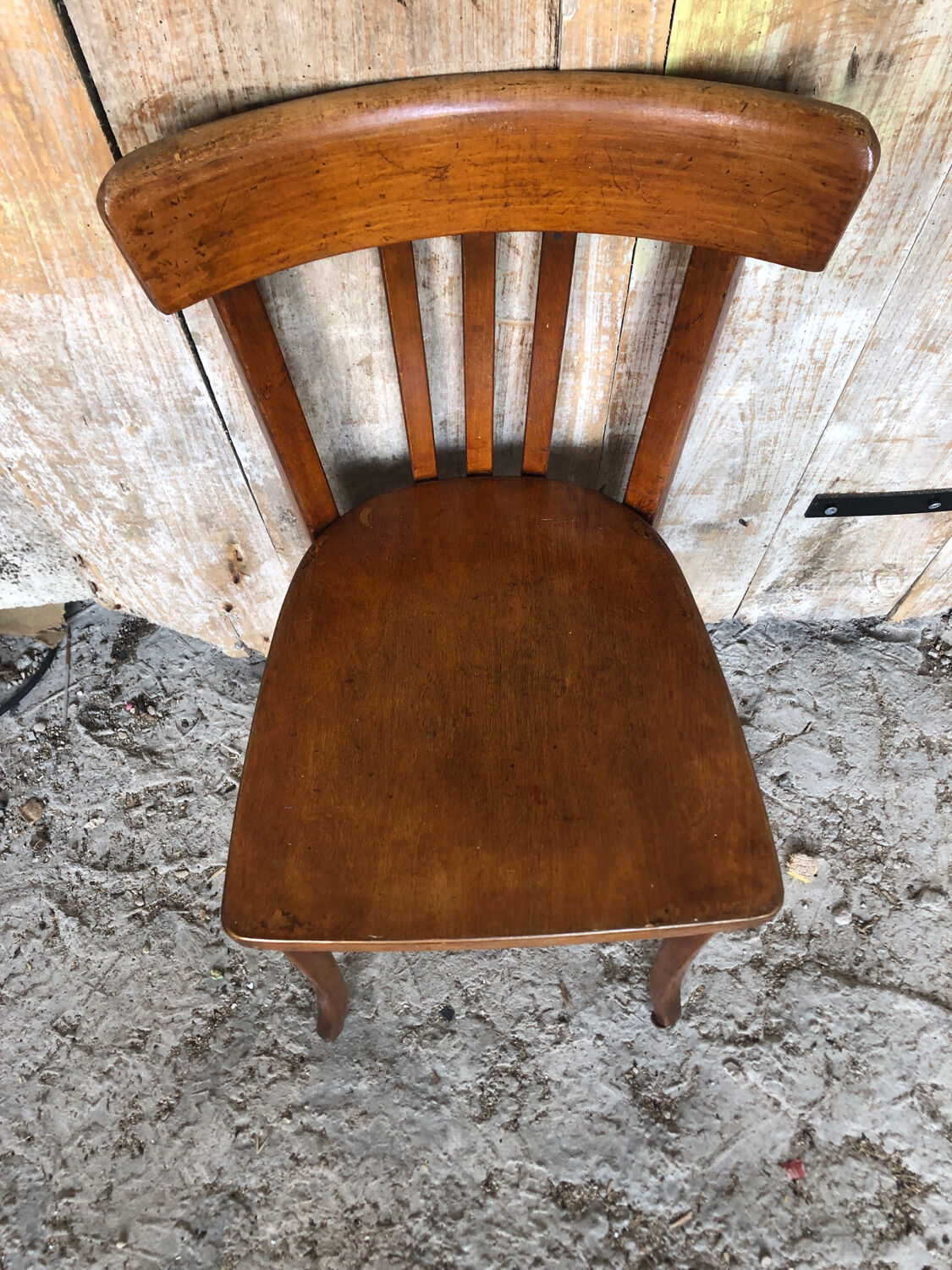 Chaise bistrot en bois clair années 70 vintage