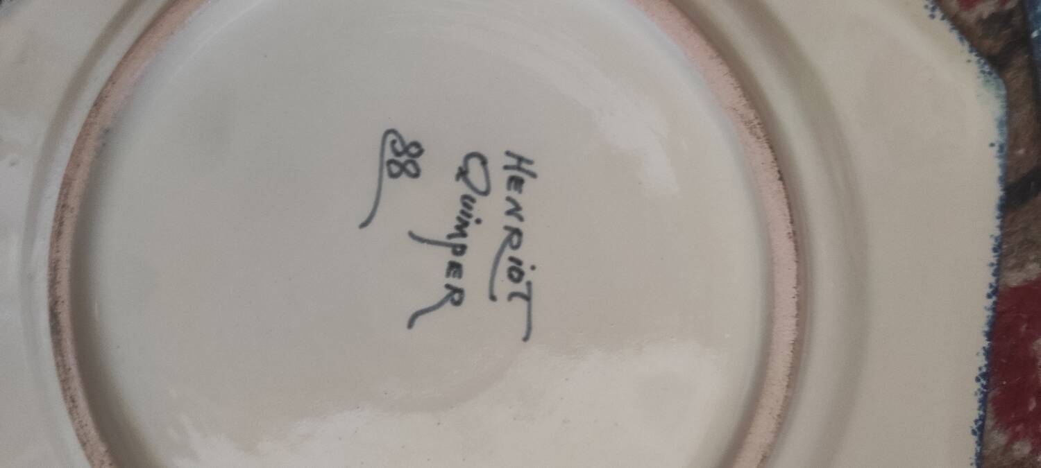 Two Henriot Quimper plates