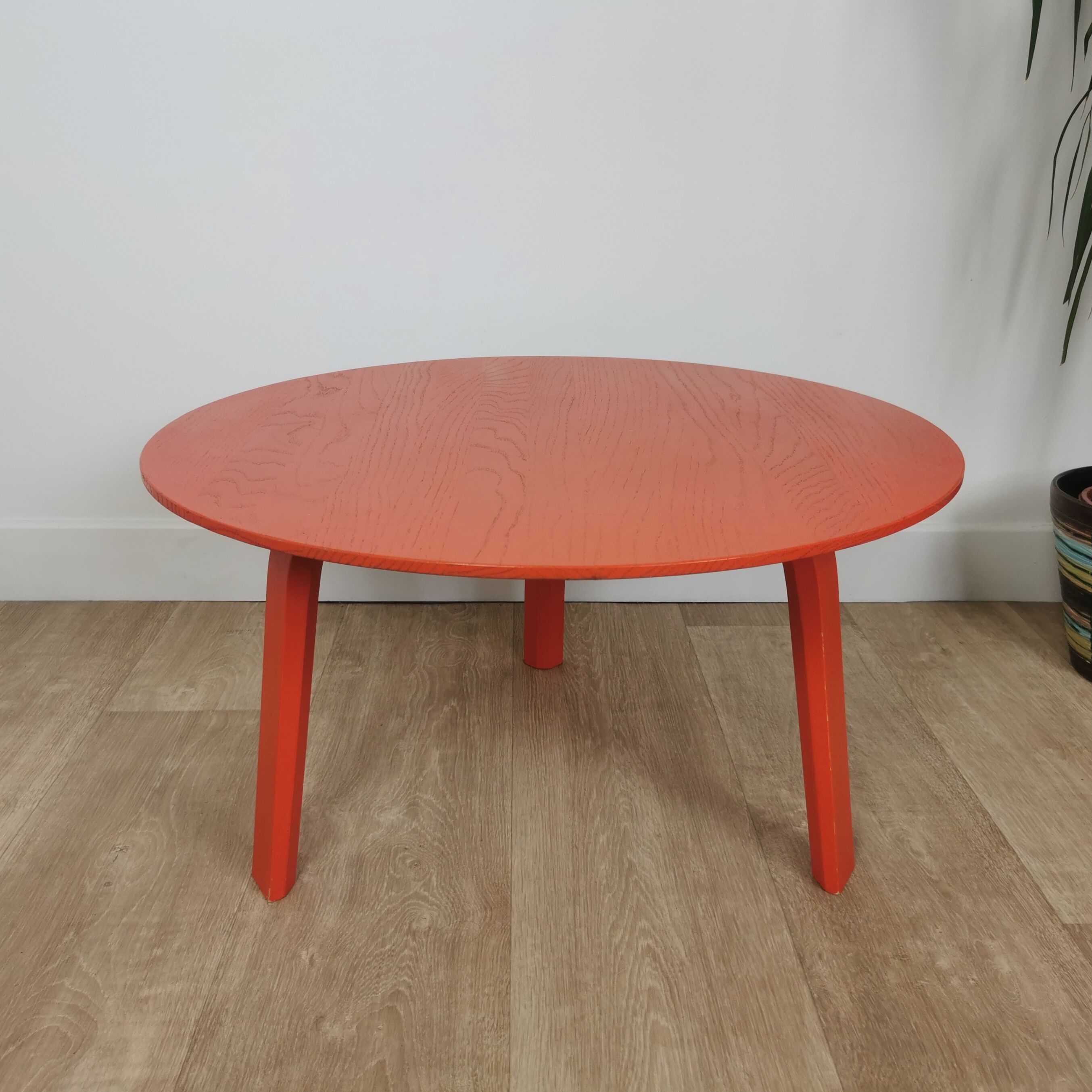 Chaises et table basse RU Shane Schneck