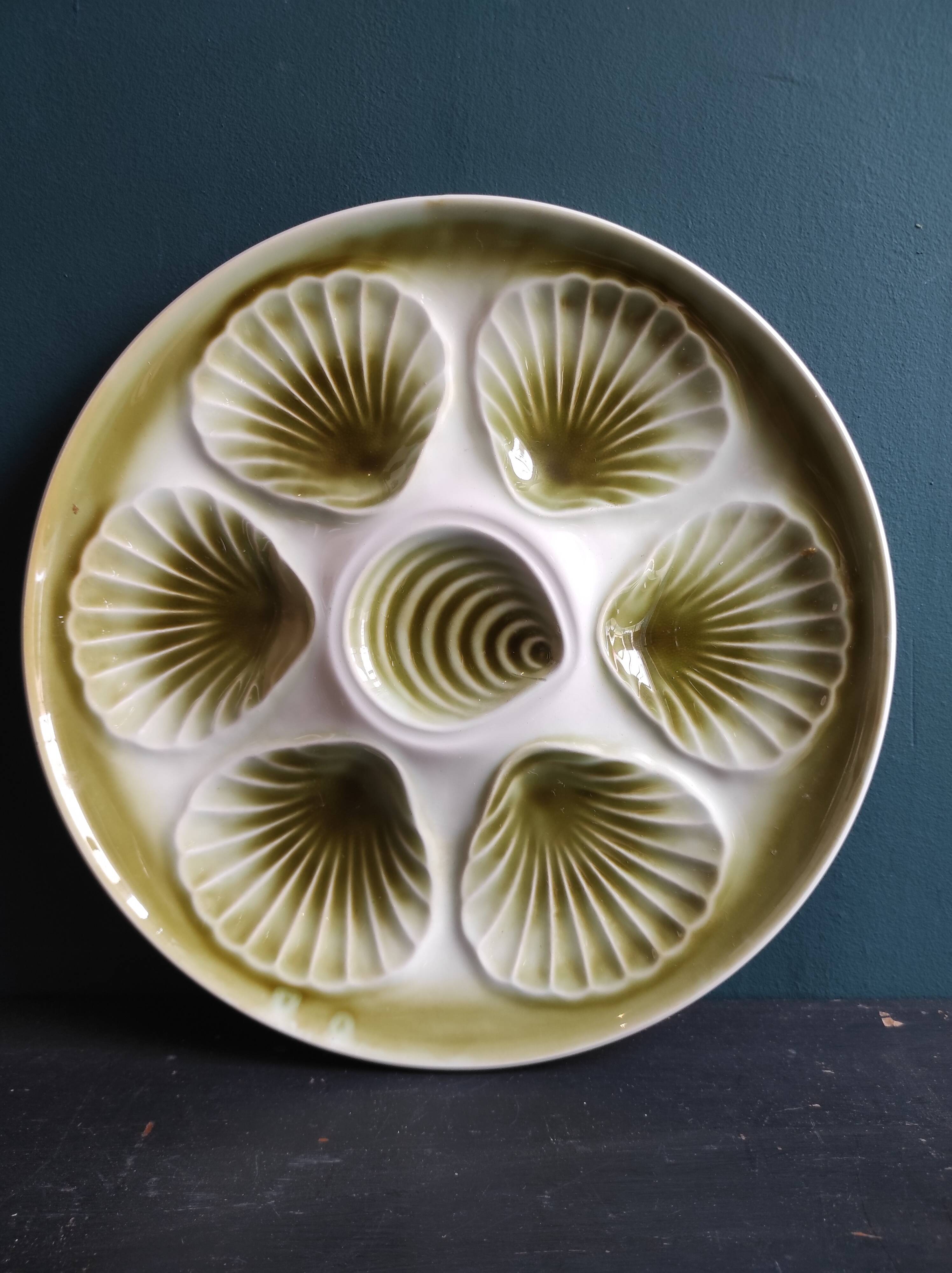 Vintage French oyster plate from Moulin des Loups