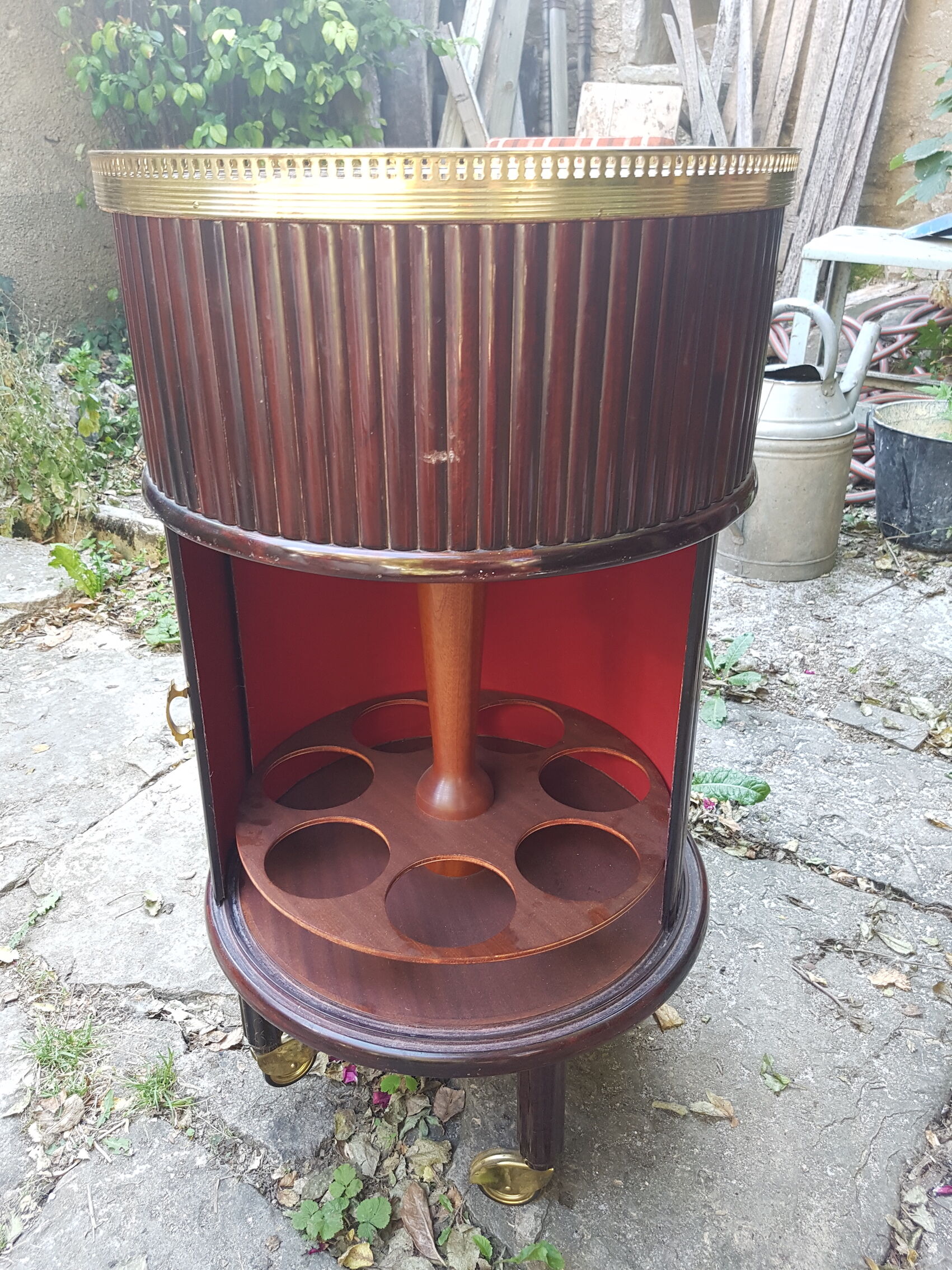 Mahogany cylindrical bar furniture